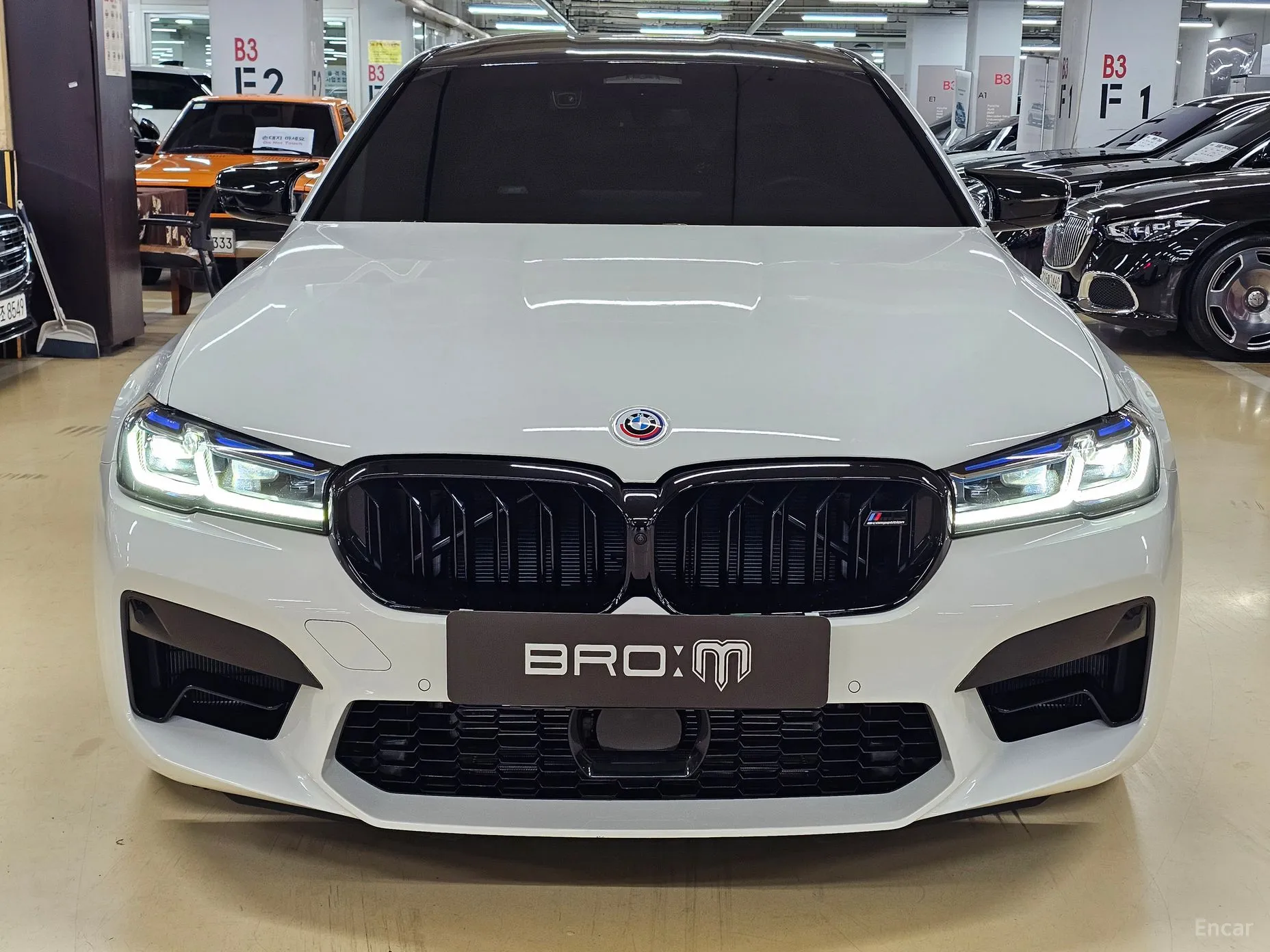 BMW M5 (F90)