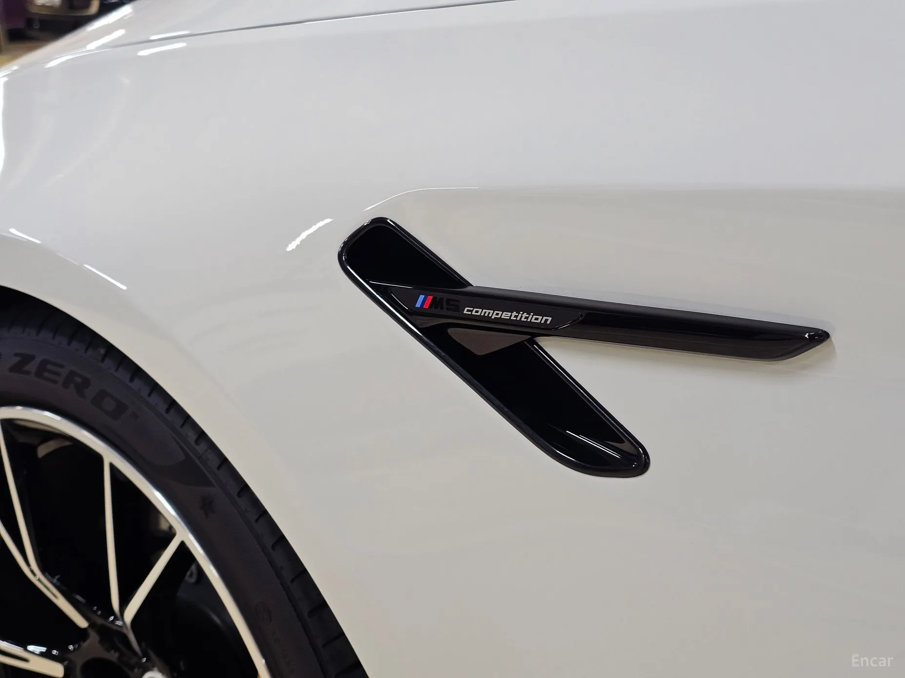 BMW M5 (F90) превью 3