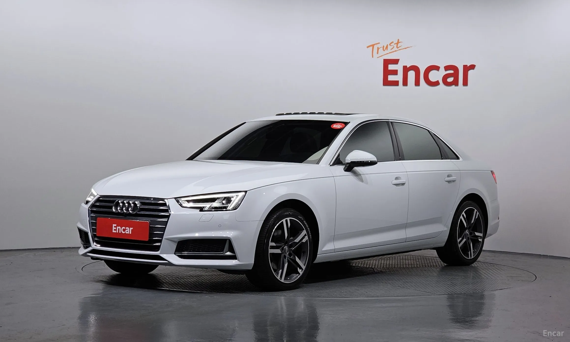 Audi A4 (B9)