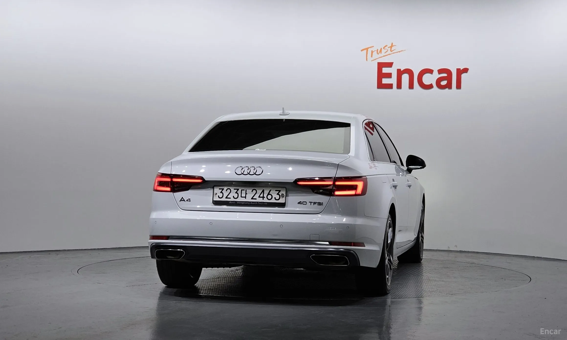 Audi A4 (B9) превью 3