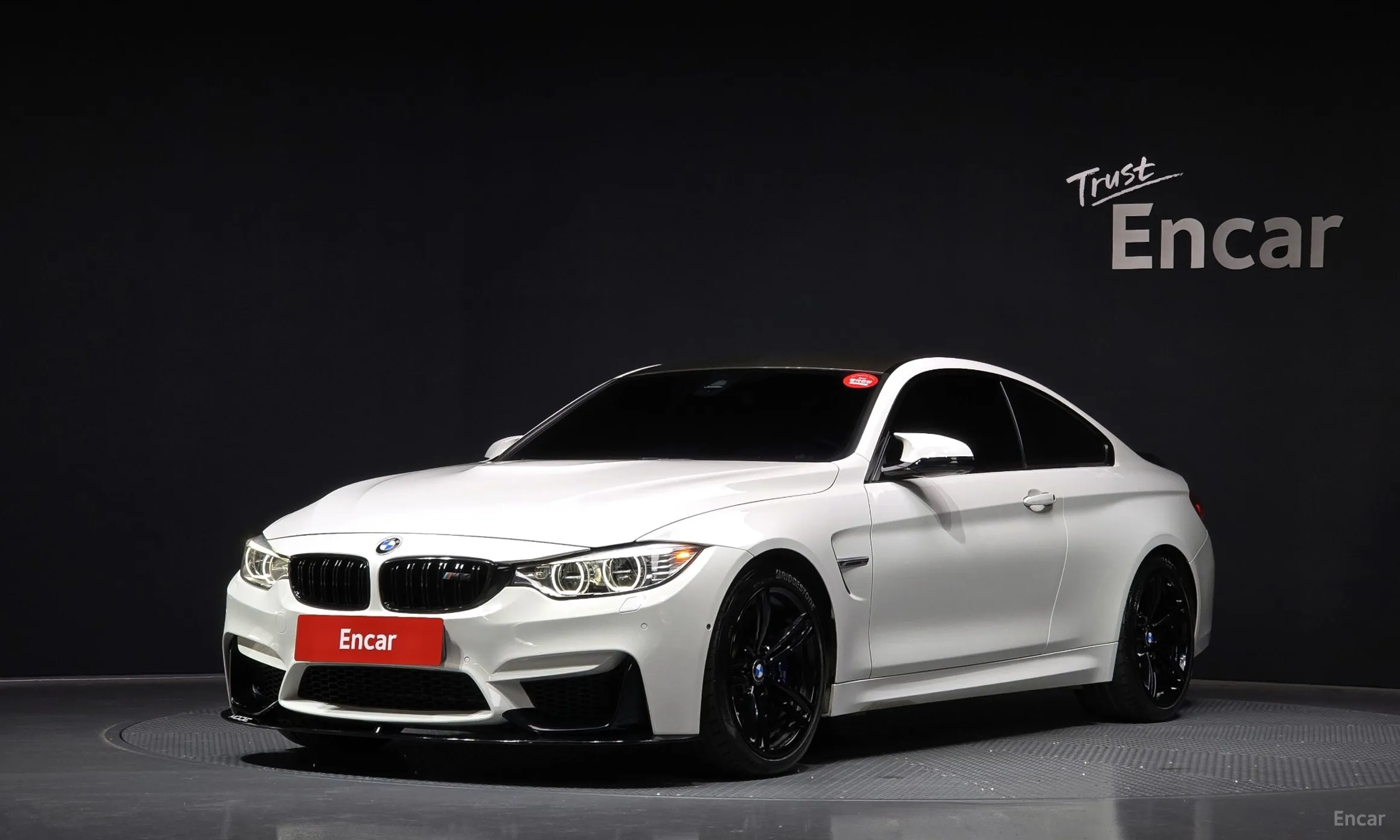 BMW M4 (F82)