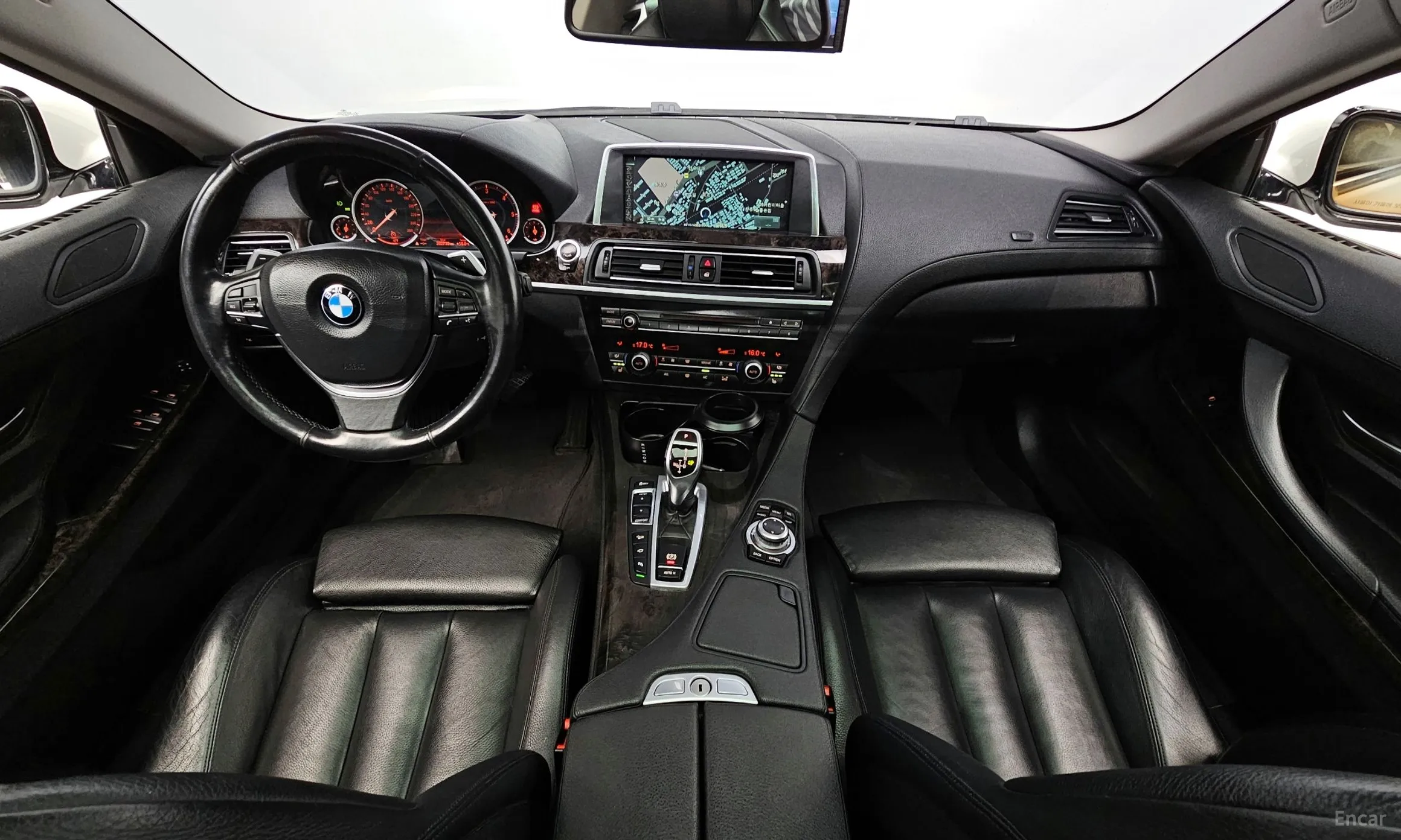 BMW 6 Series (F12) превью 4