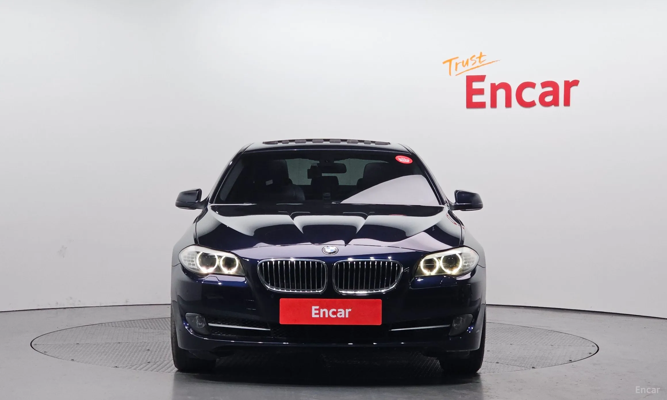 BMW 5 Series (F10) превью 2