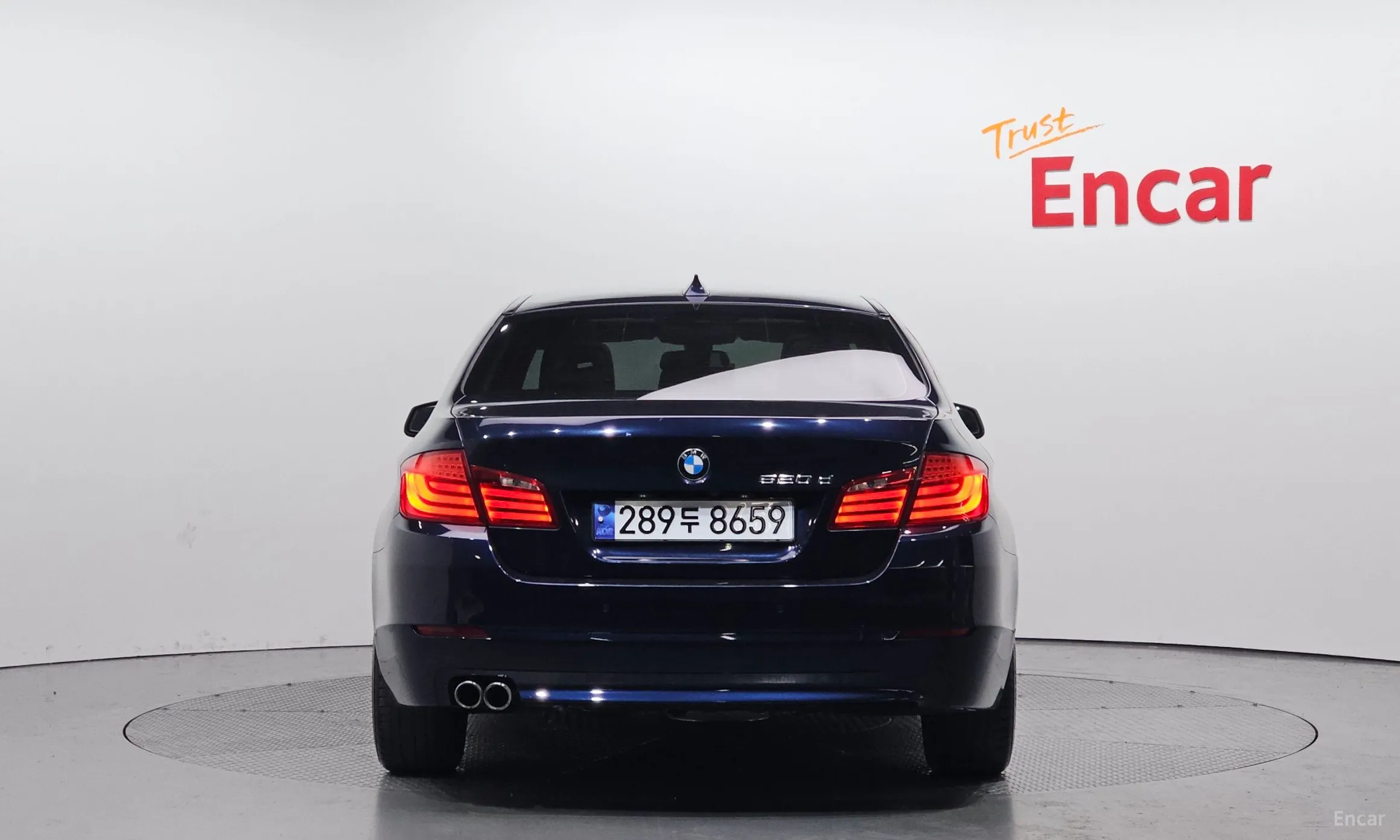 BMW 5 Series (F10) превью 3