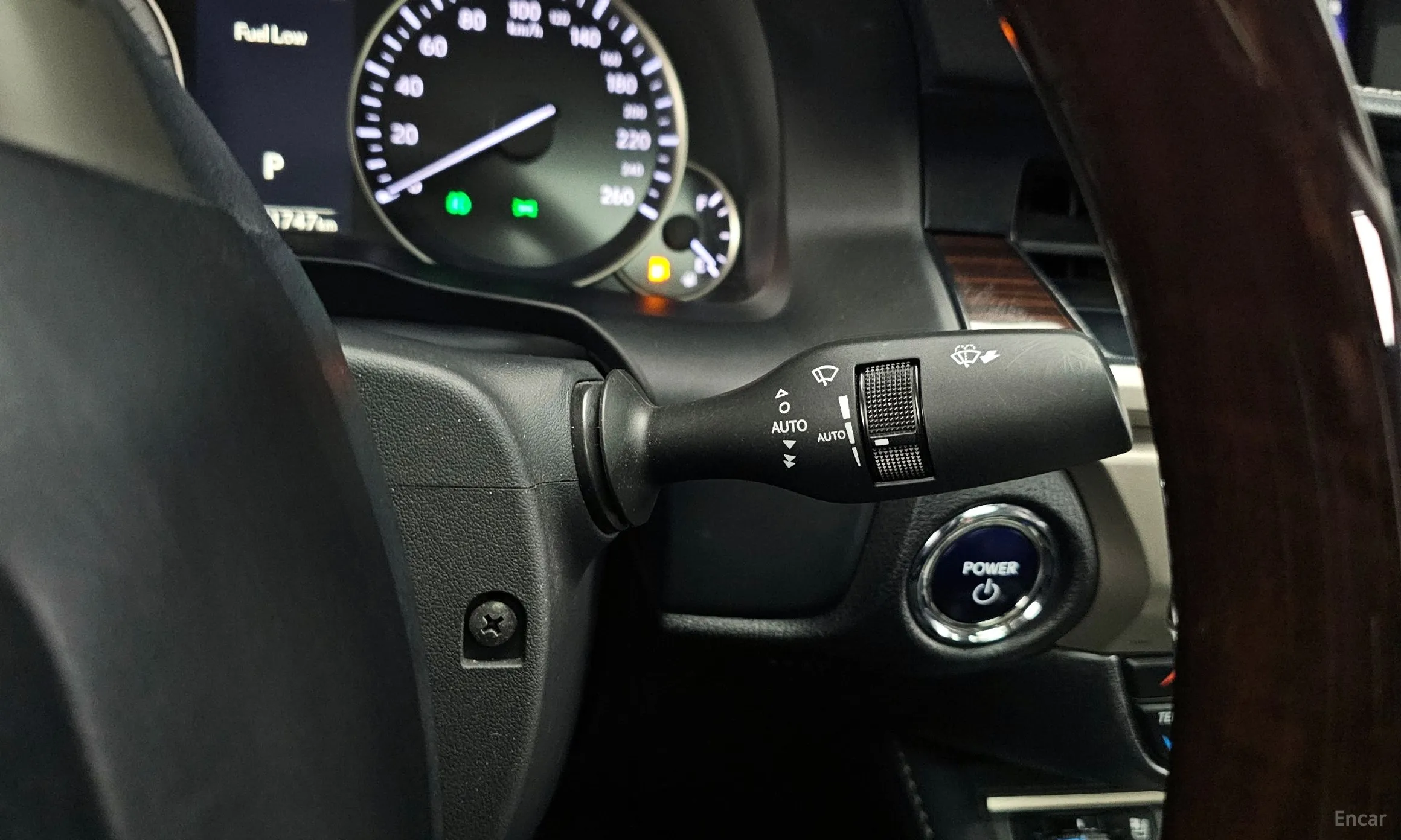 Lexus New ES300h превью 15