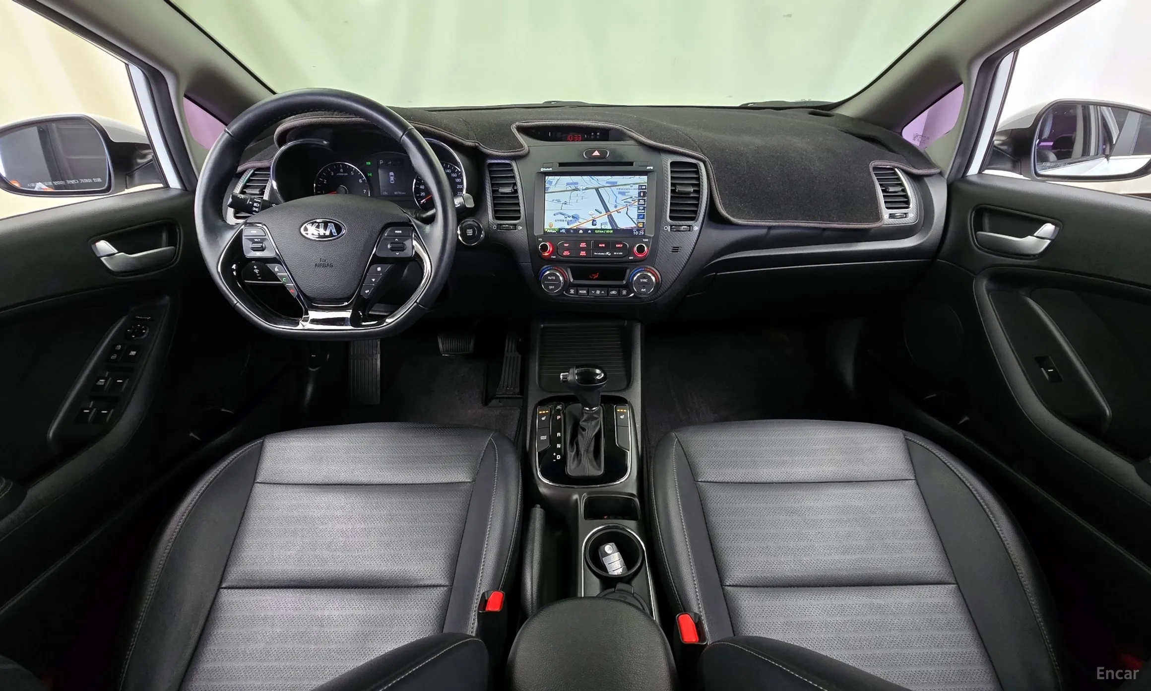 Kia K3 превью 4