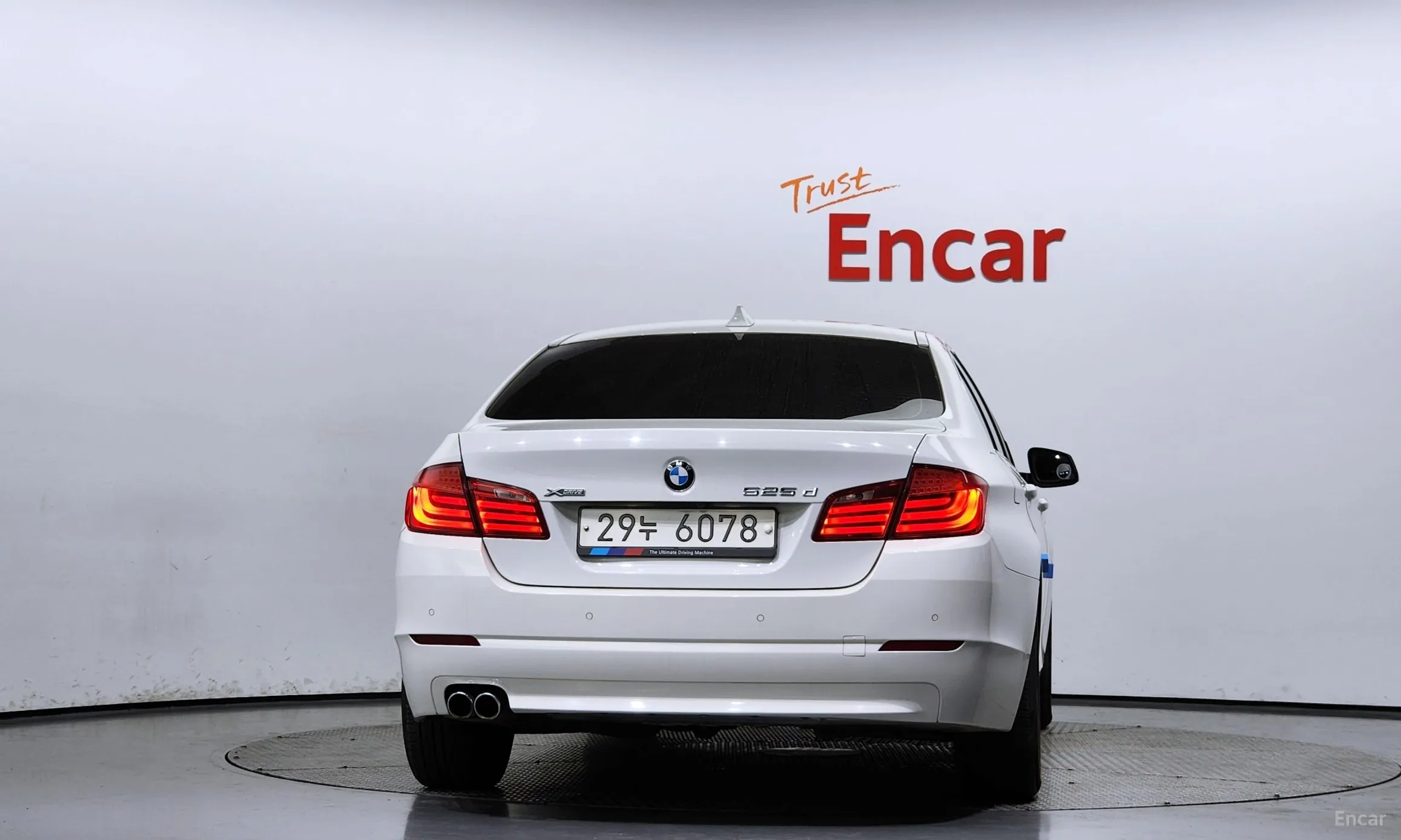 BMW 5 Series (F10) превью 3