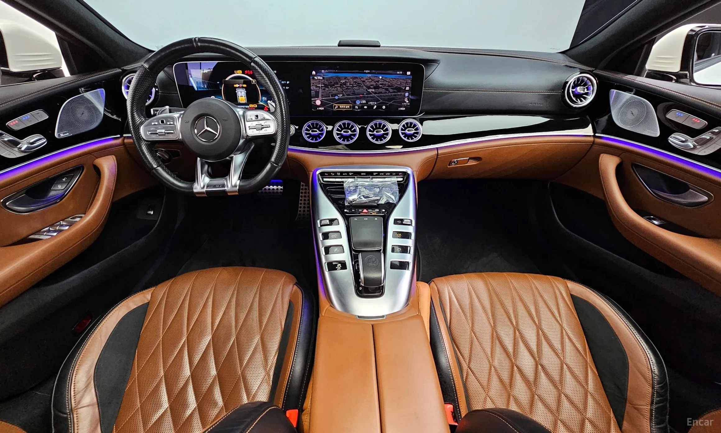 Mercedes Benz AMG GT превью 4