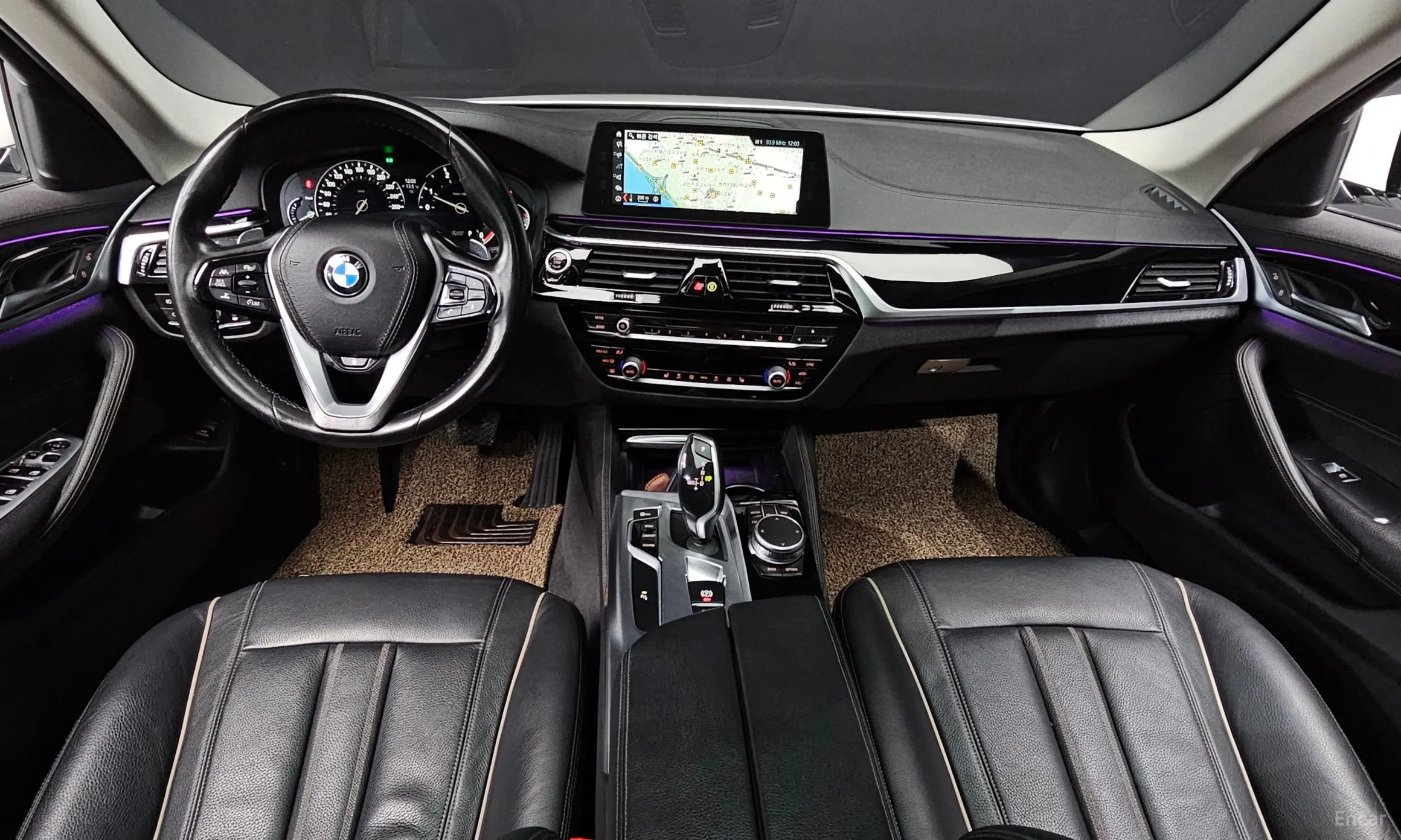 BMW 5 Series (G30) превью 4