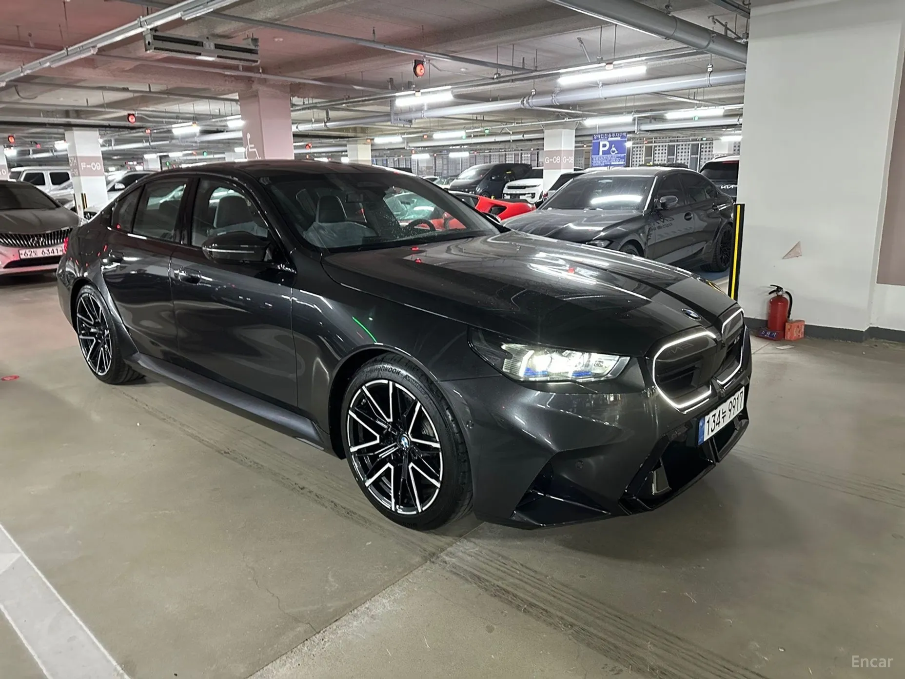 BMW M5 (G90)