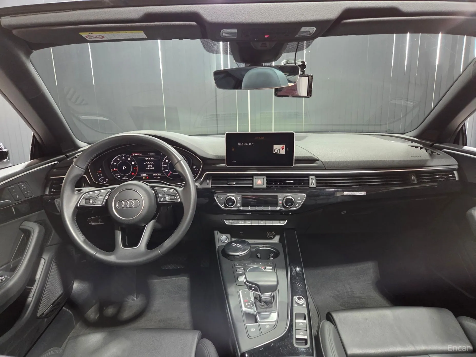 Audi A5 (F5) превью 4
