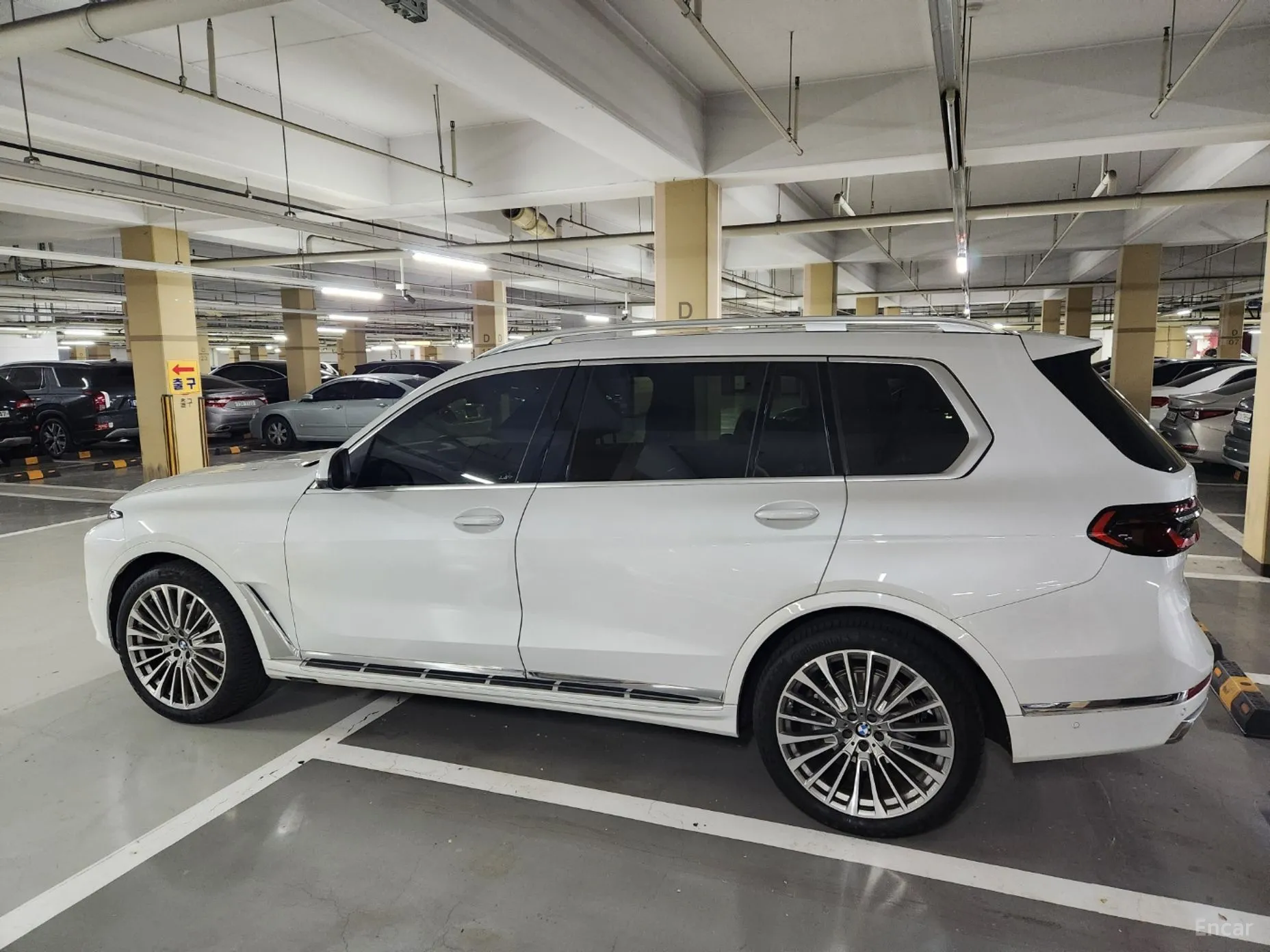 BMW X7 (G07) превью 3