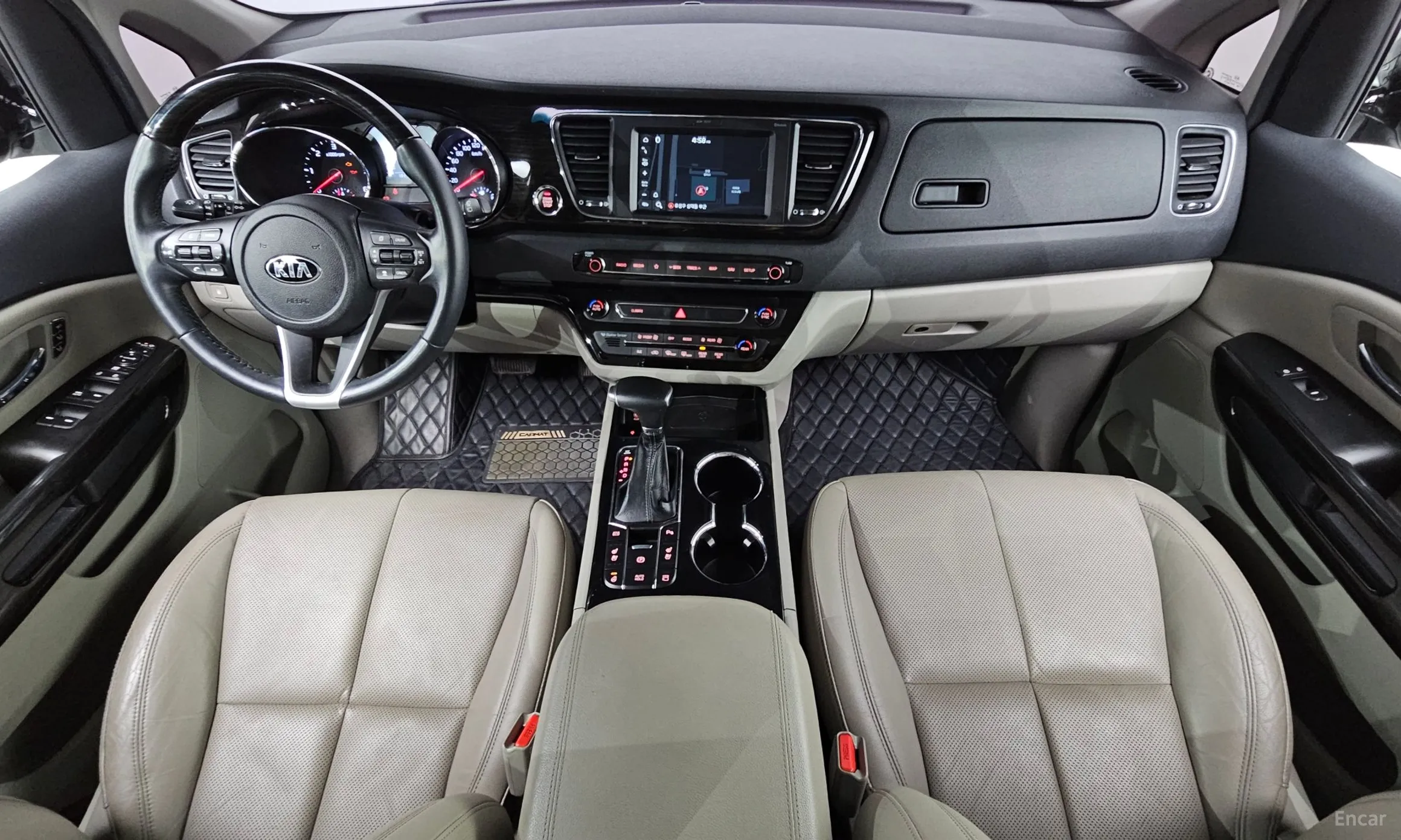 Kia Carnival превью 4