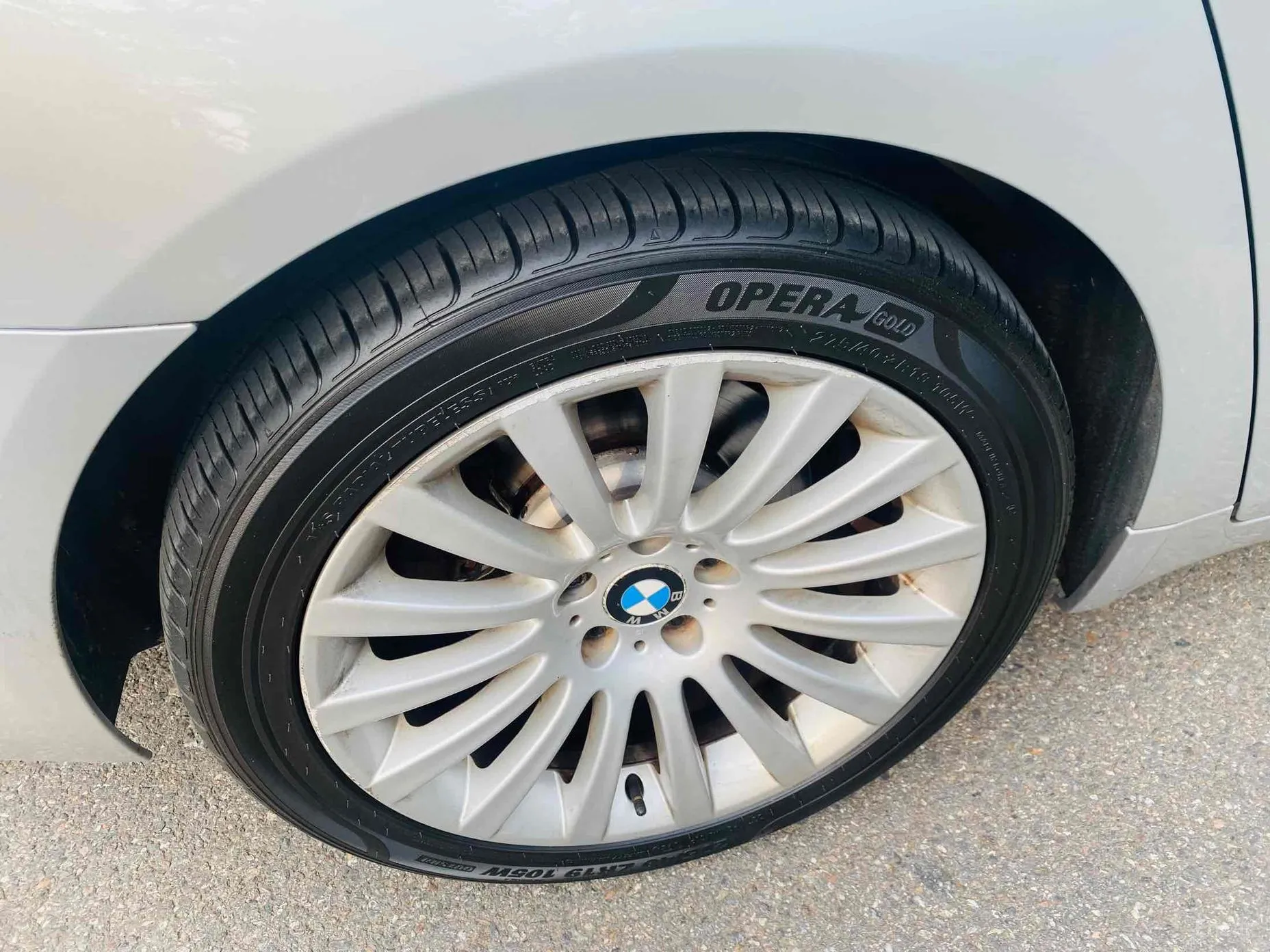 BMW 7 Series (F01) превью 4