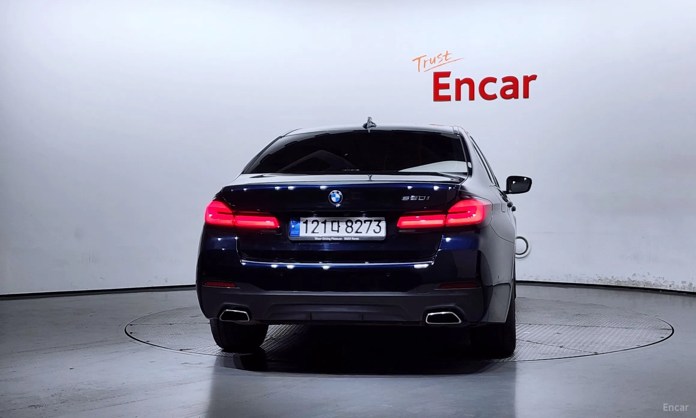 BMW 5 Series (G30) превью 3