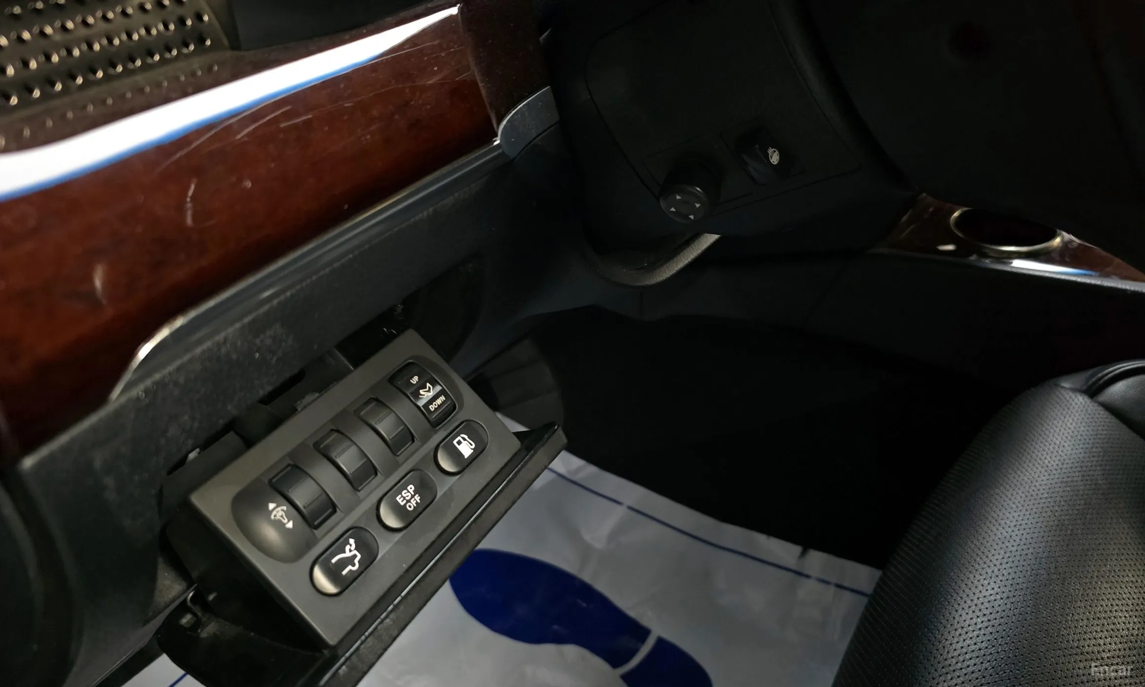KG Mobility (SsangYong) Chairman W превью 16