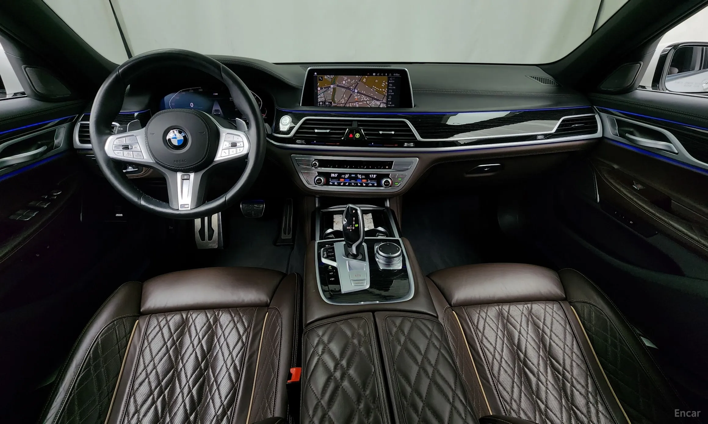 BMW 7 Series (G11) превью 4