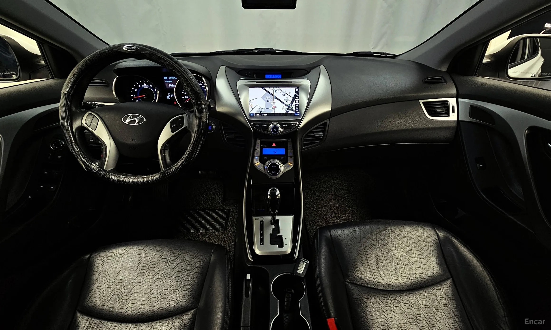 Hyundai Avante MD превью 4