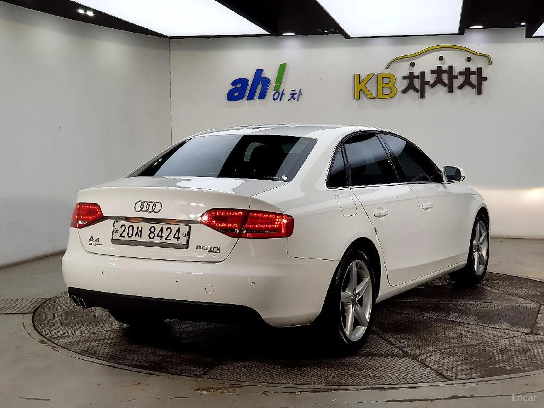 Audi New A4 превью 3
