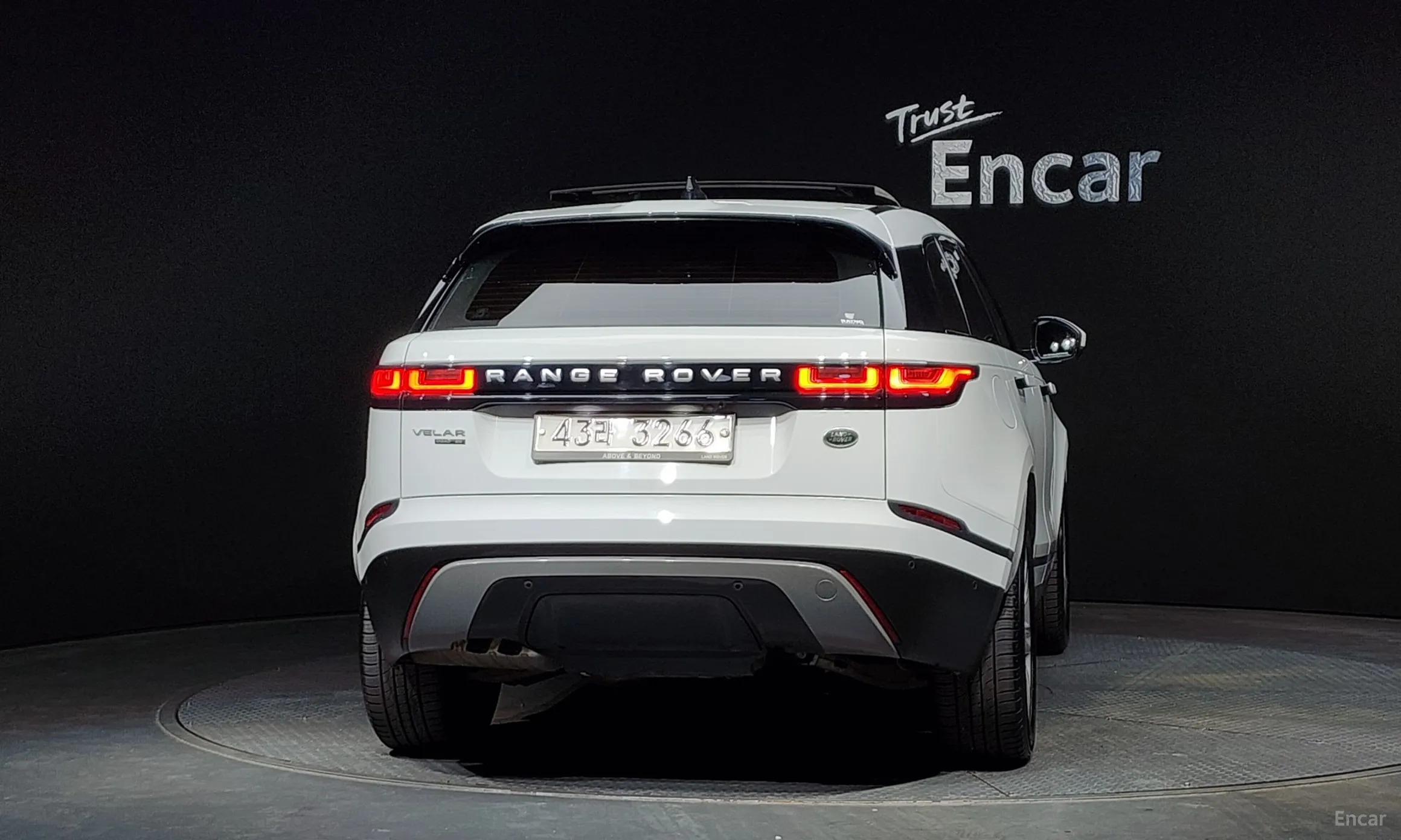 Land Rover Range Rover Bella превью 3