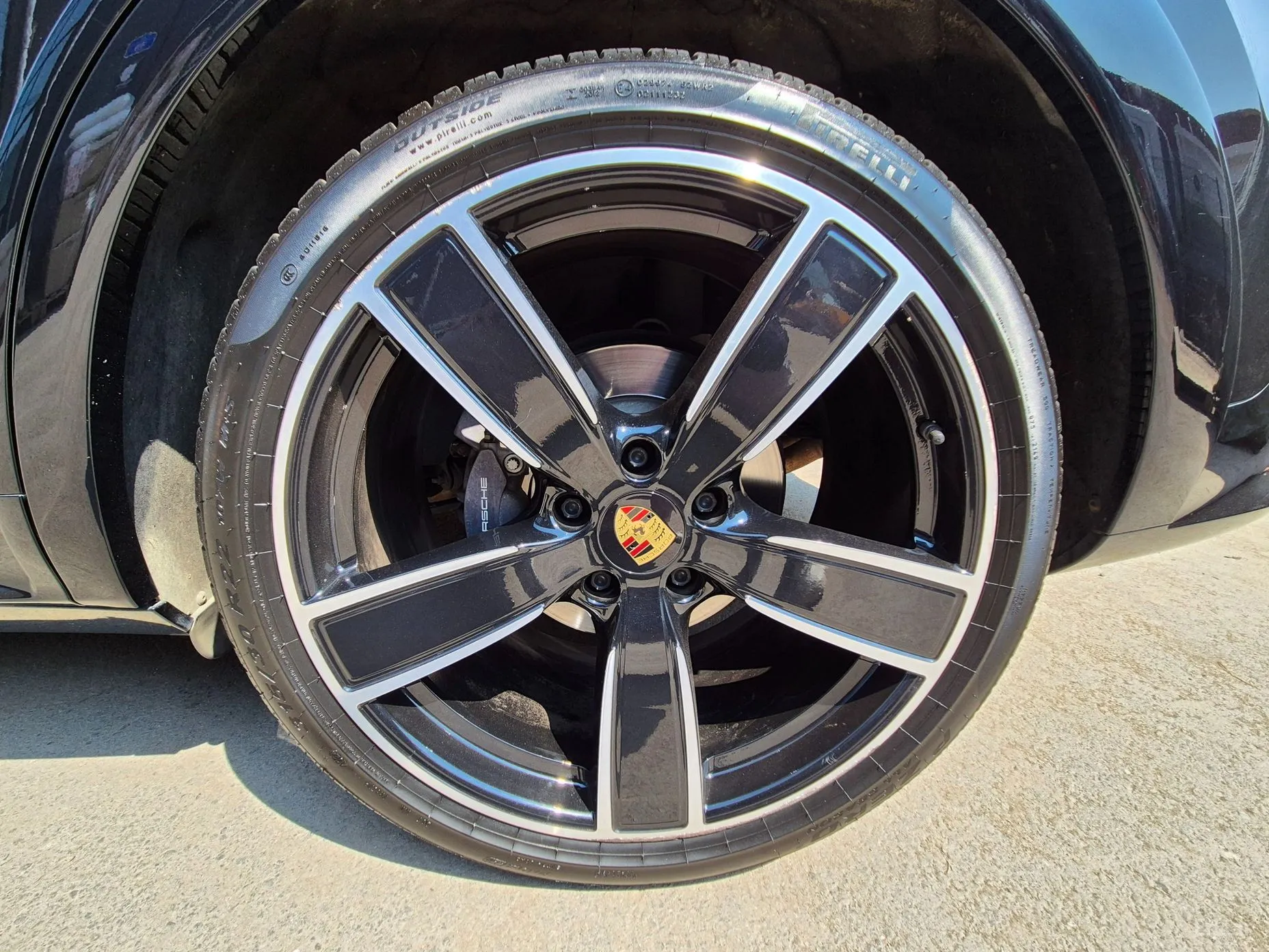 Porsche Cayenne (PO536) превью 4