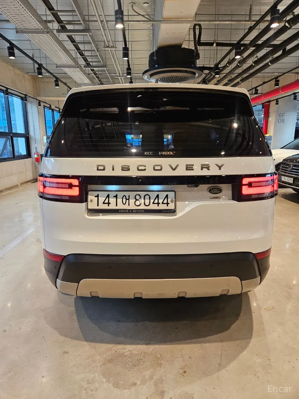 Land Rover Discovery 5 превью 3