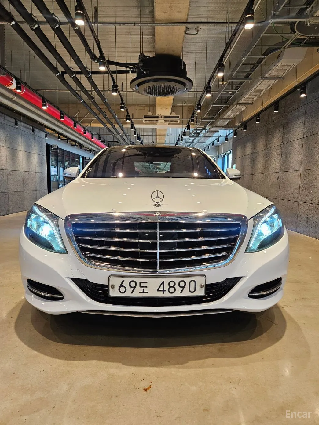 Mercedes Benz S-Class W222