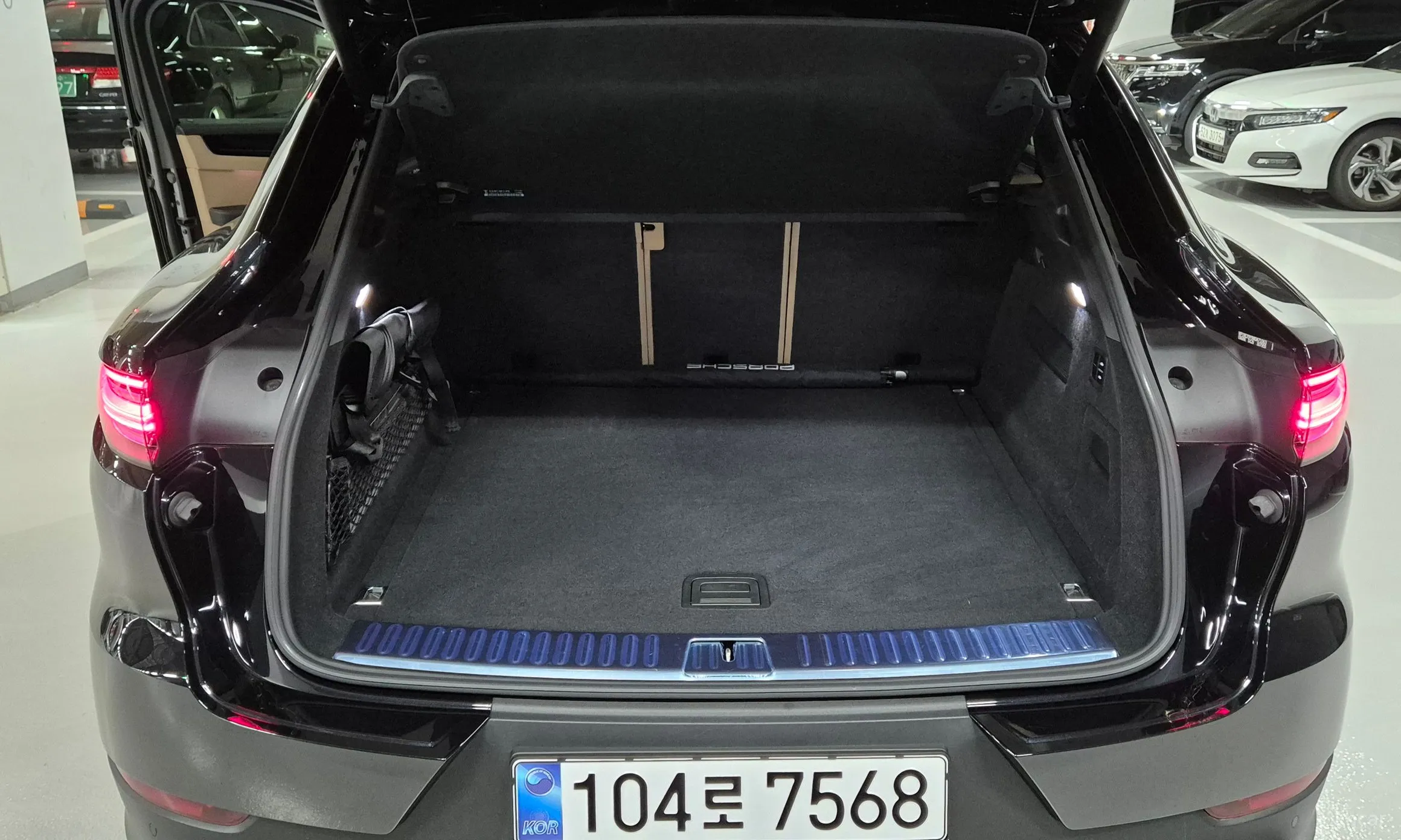 Porsche Cayenne (PO536) превью 3