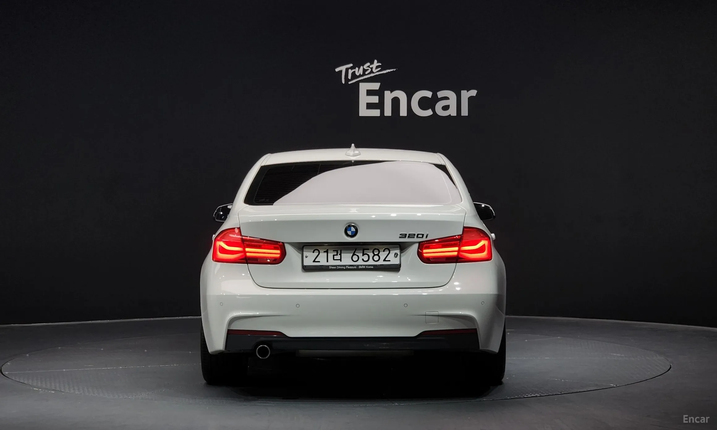 BMW 3 Series (F30) превью 3