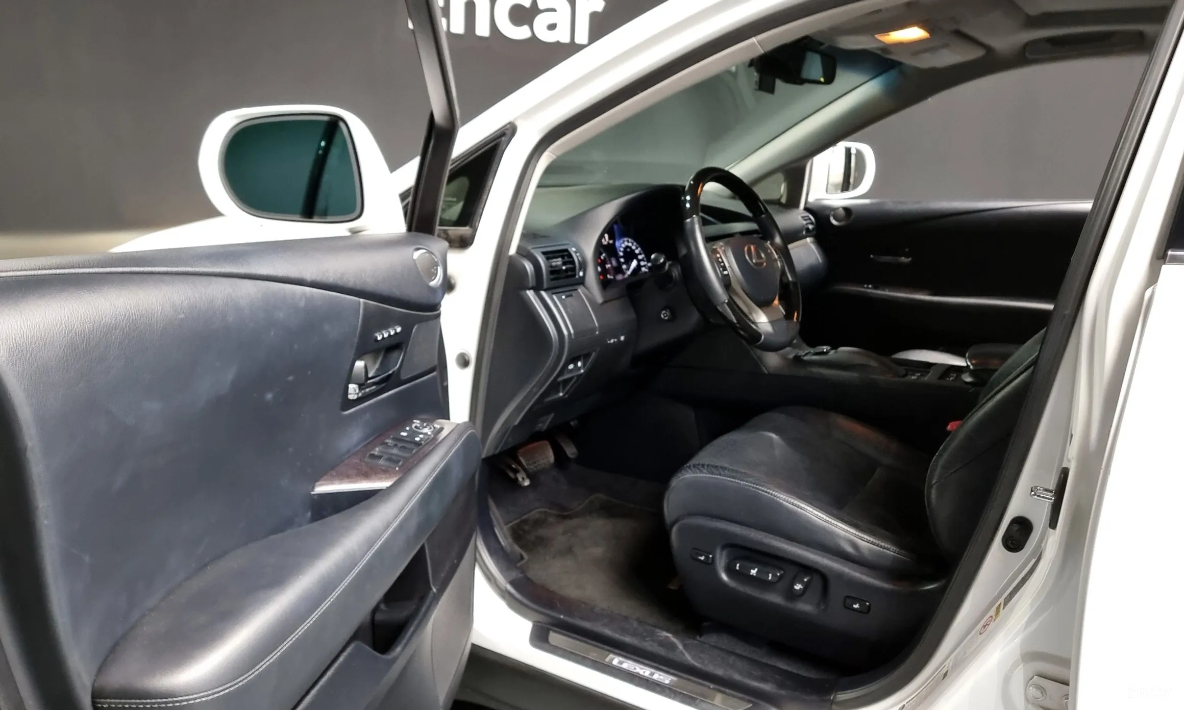 Lexus RX350 превью 10