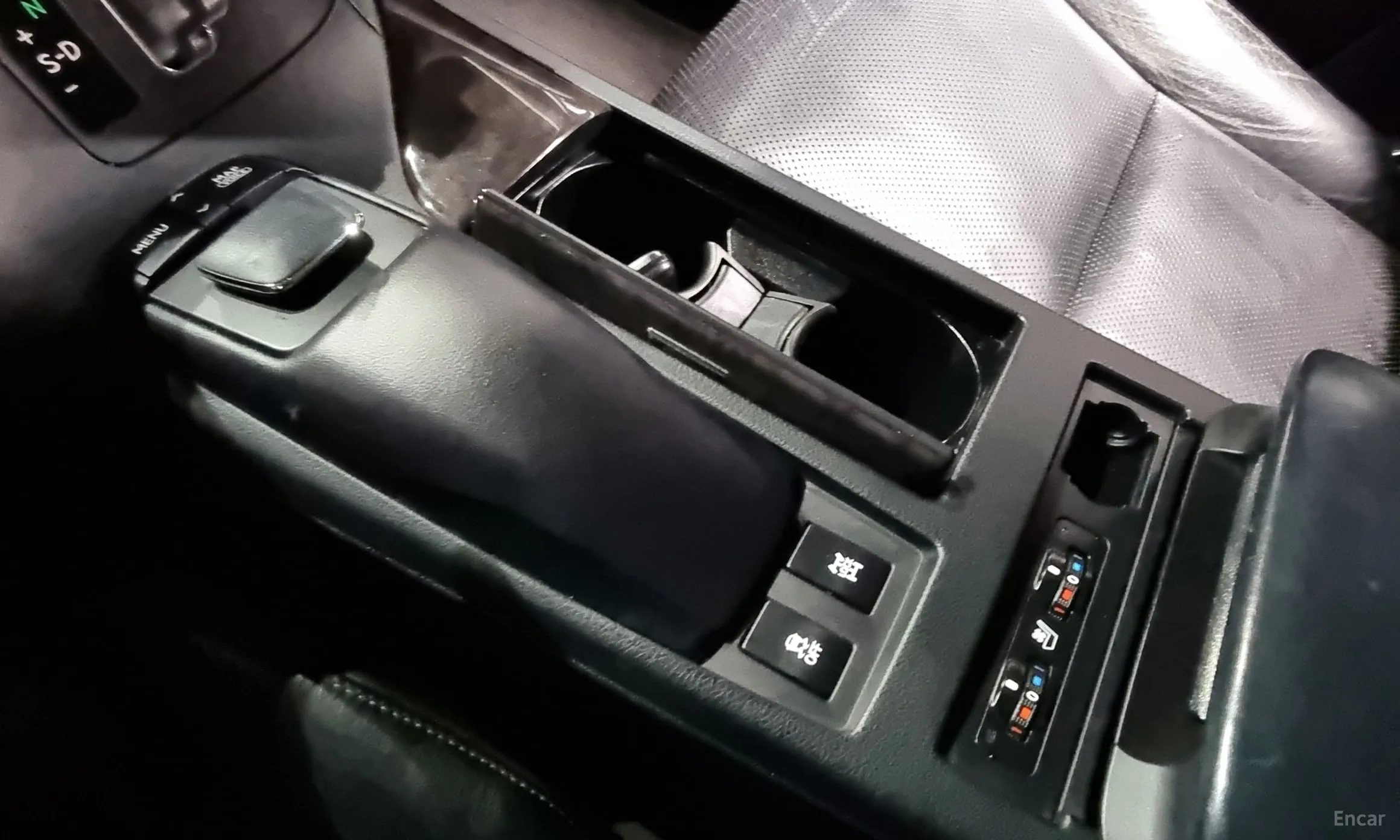 Lexus RX350 превью 18