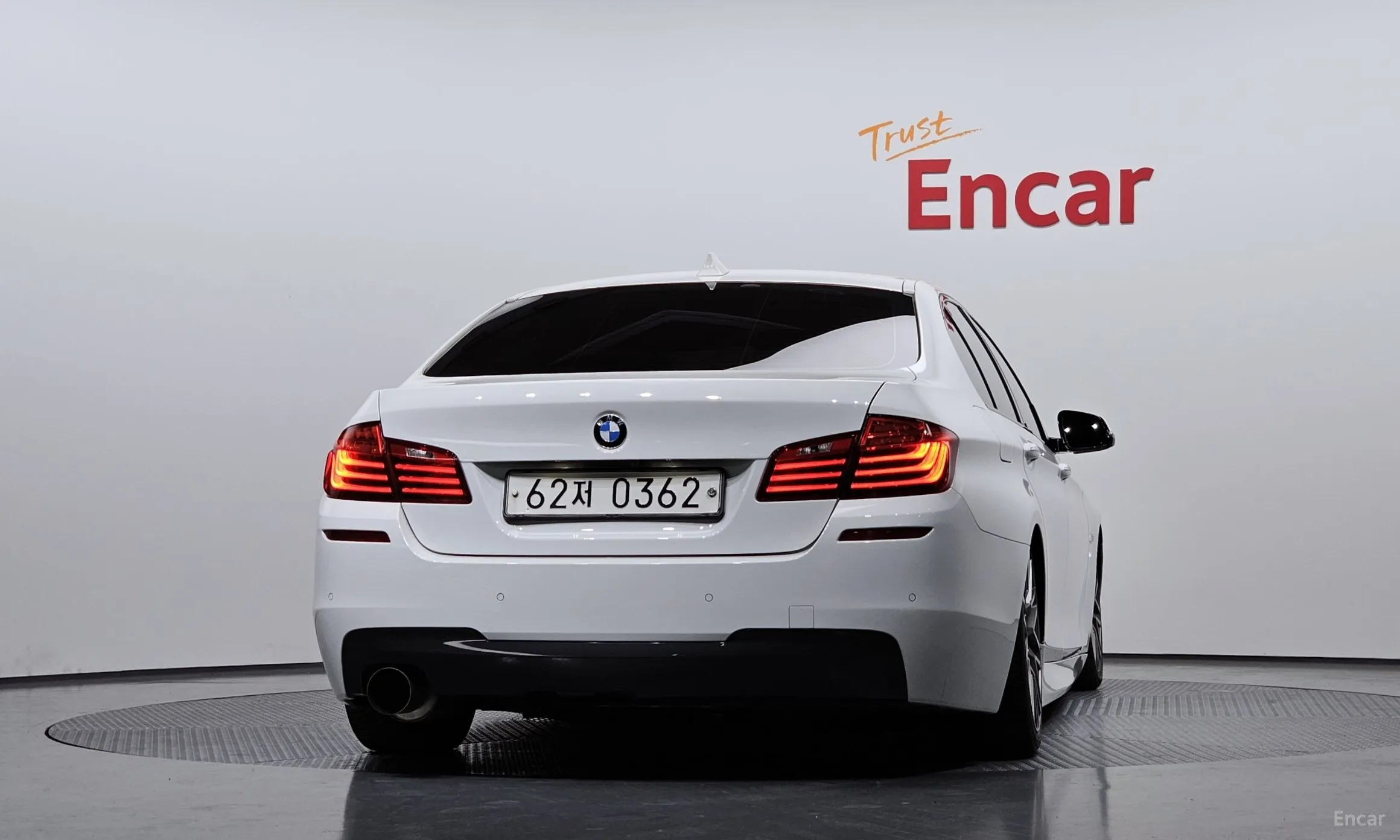 BMW 5 Series (F10) превью 3