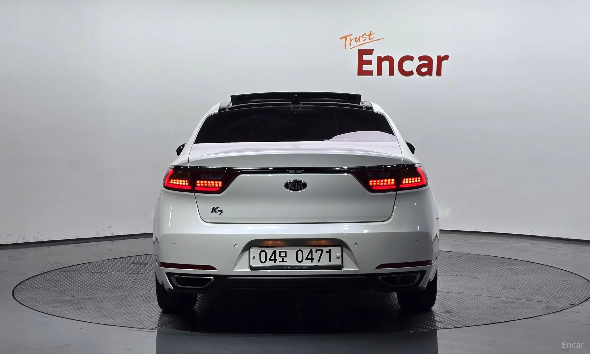 Kia K7 превью 3