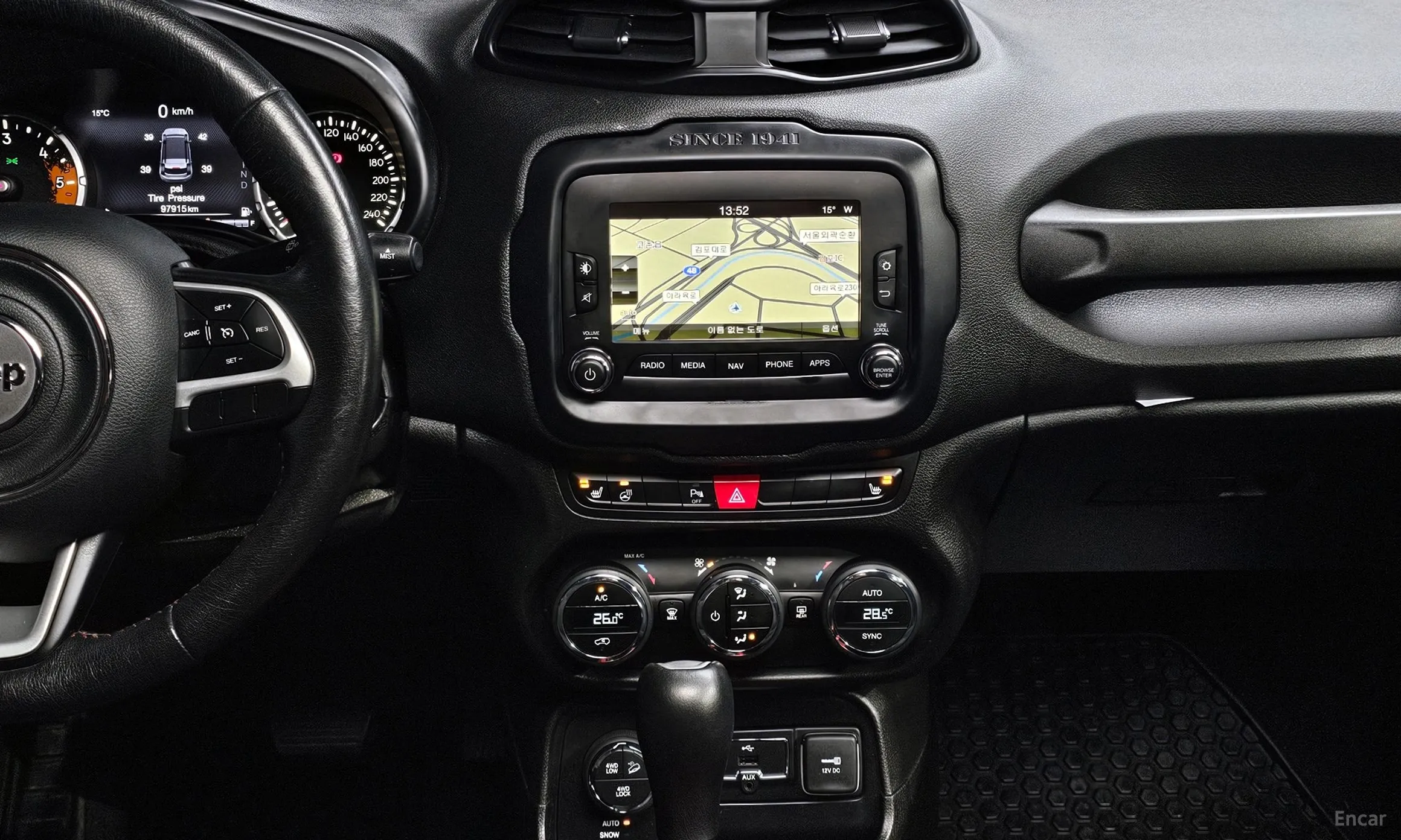 Jeep Renegade превью 15