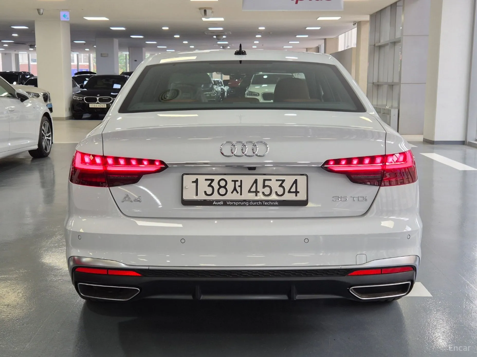 Audi A4 (B9) превью 3