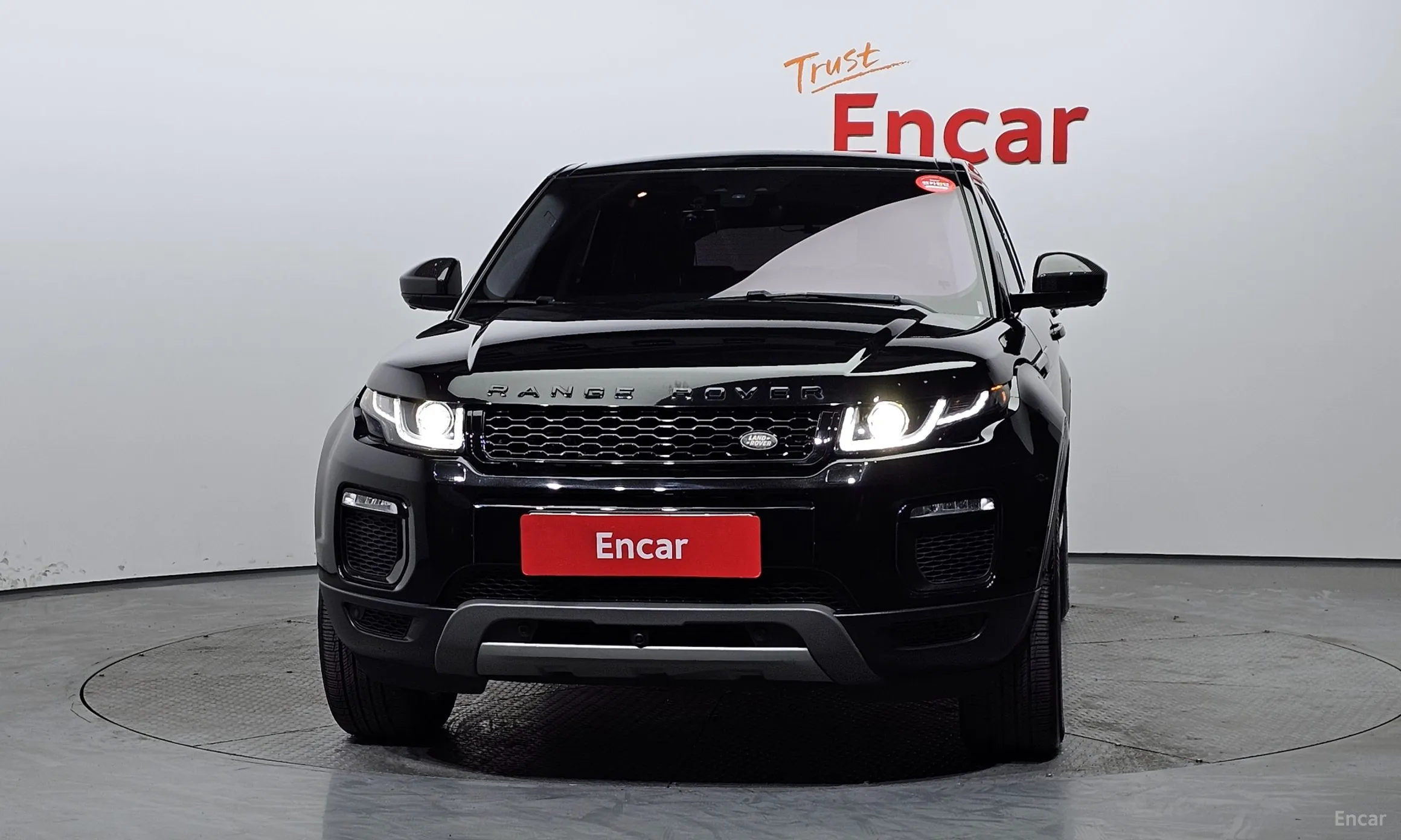 Land Rover Range Rover Evoque превью 2