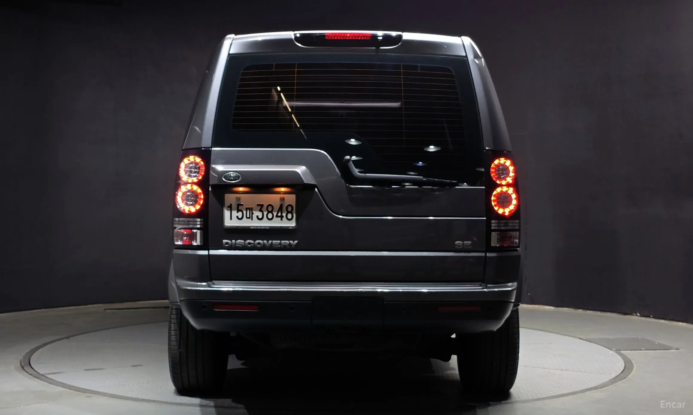Land Rover Discovery 4 превью 3