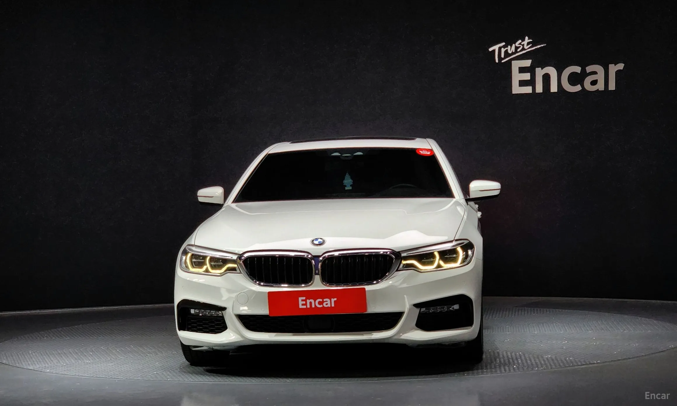 BMW 5 Series (G30)