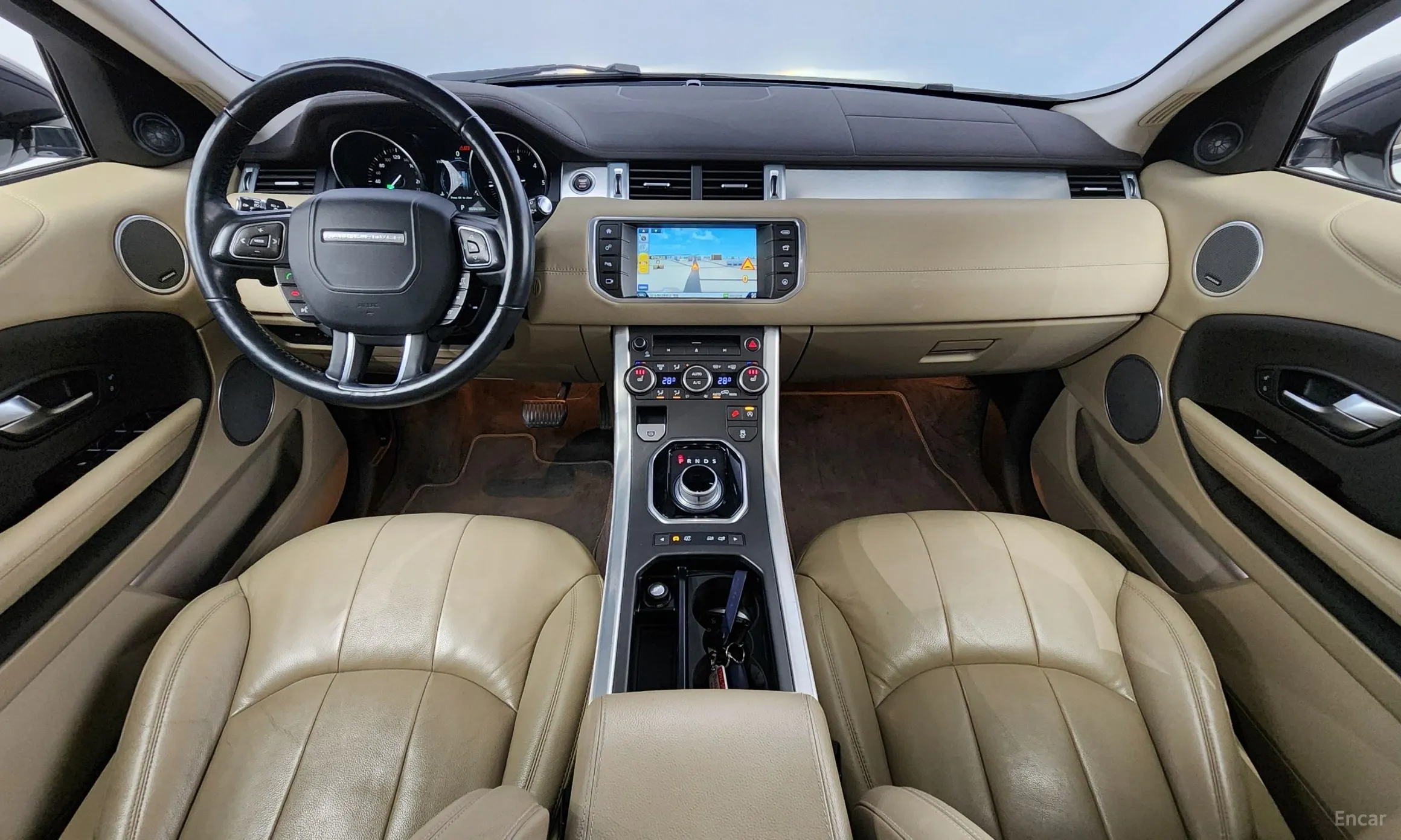 Land Rover Range Rover Evoque превью 4