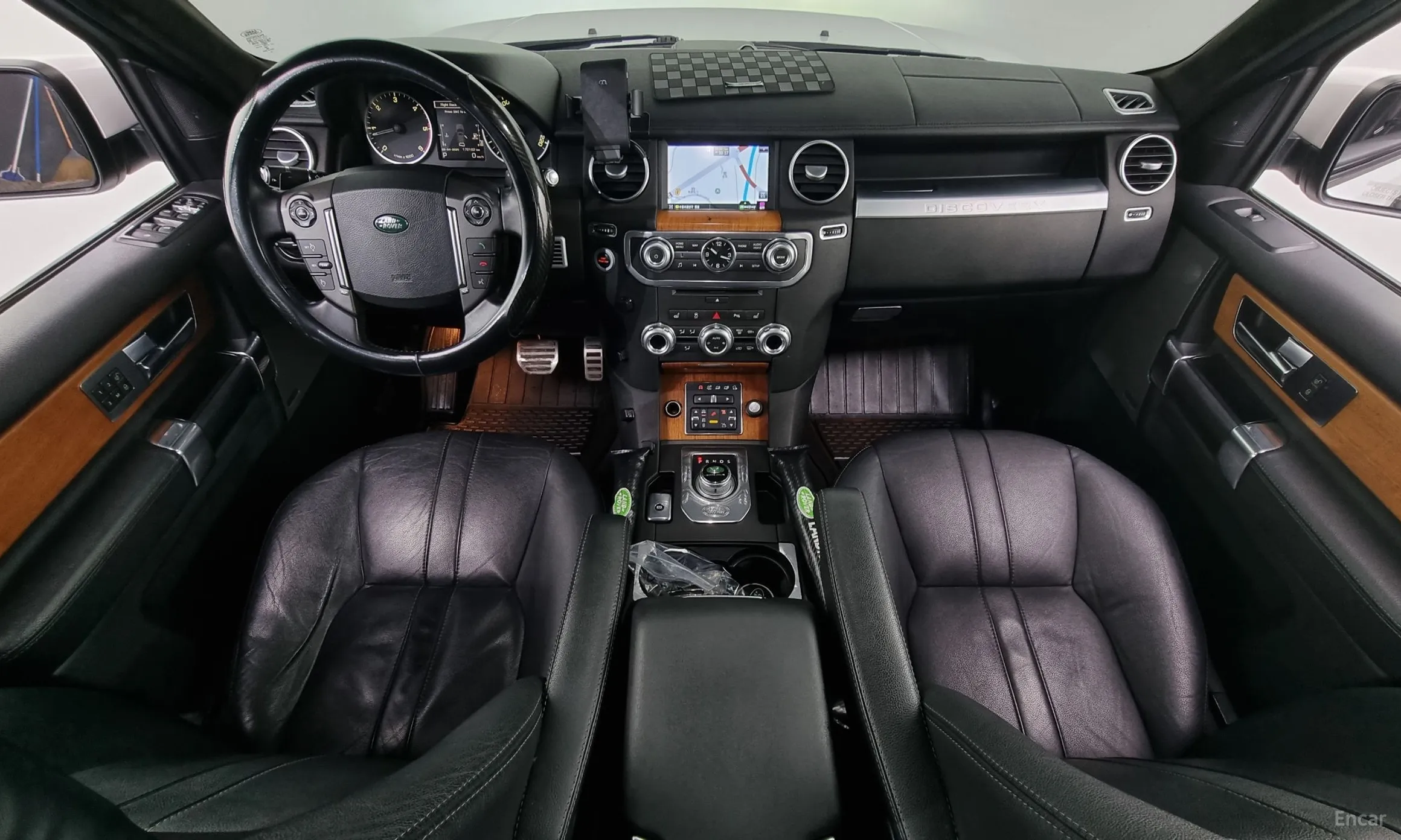 Land Rover Discovery 4 превью 4