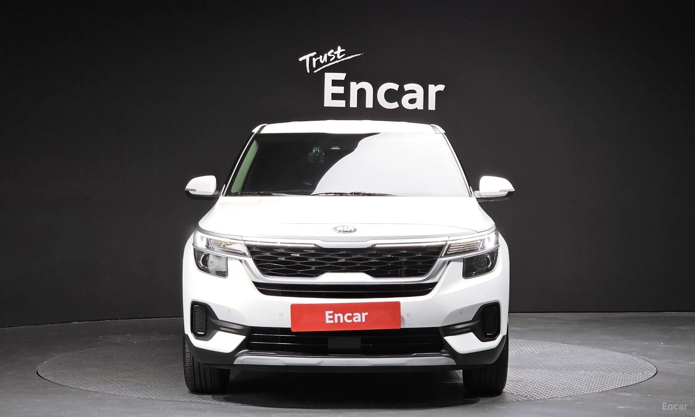 Kia Seltos превью 2