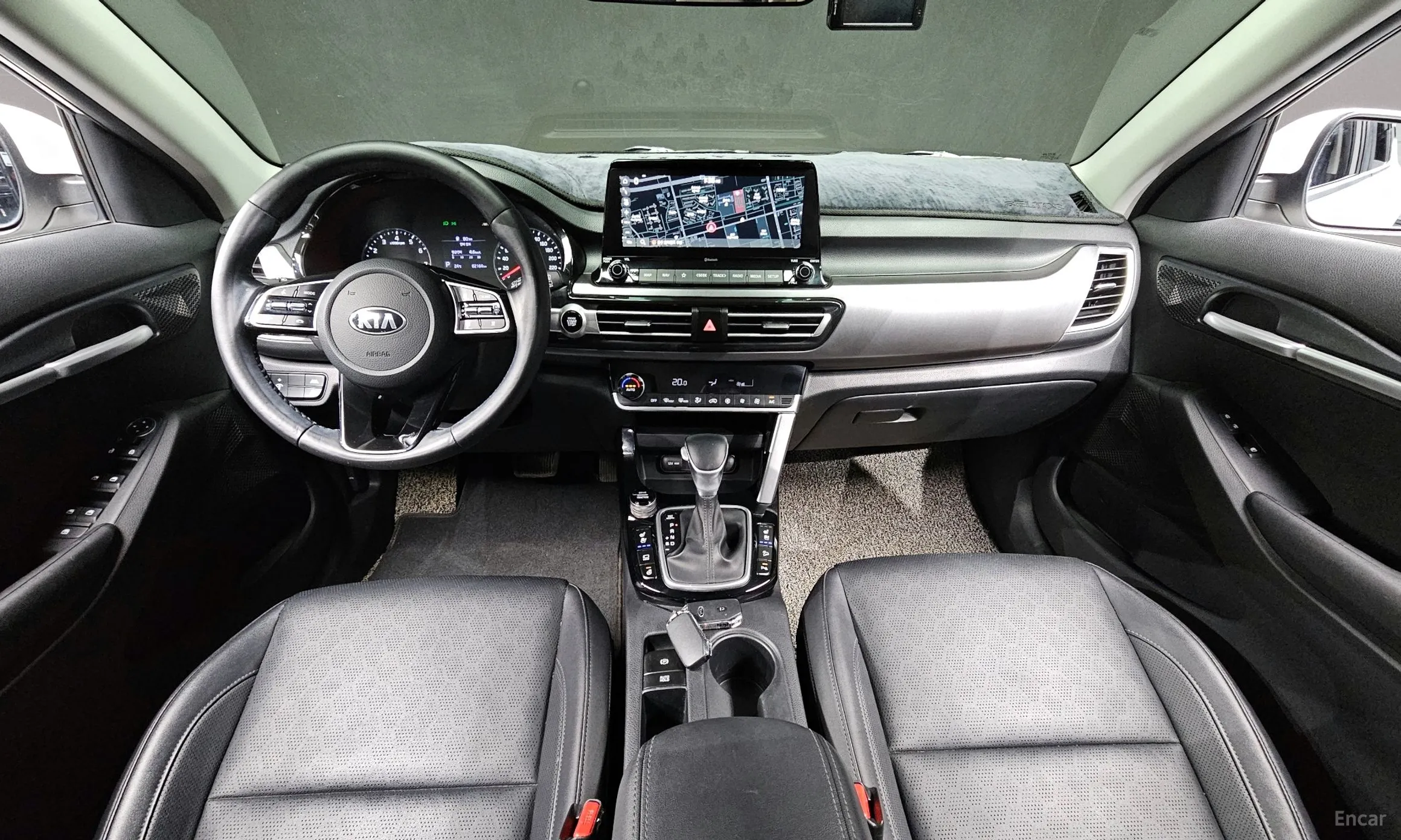 Kia Seltos превью 4