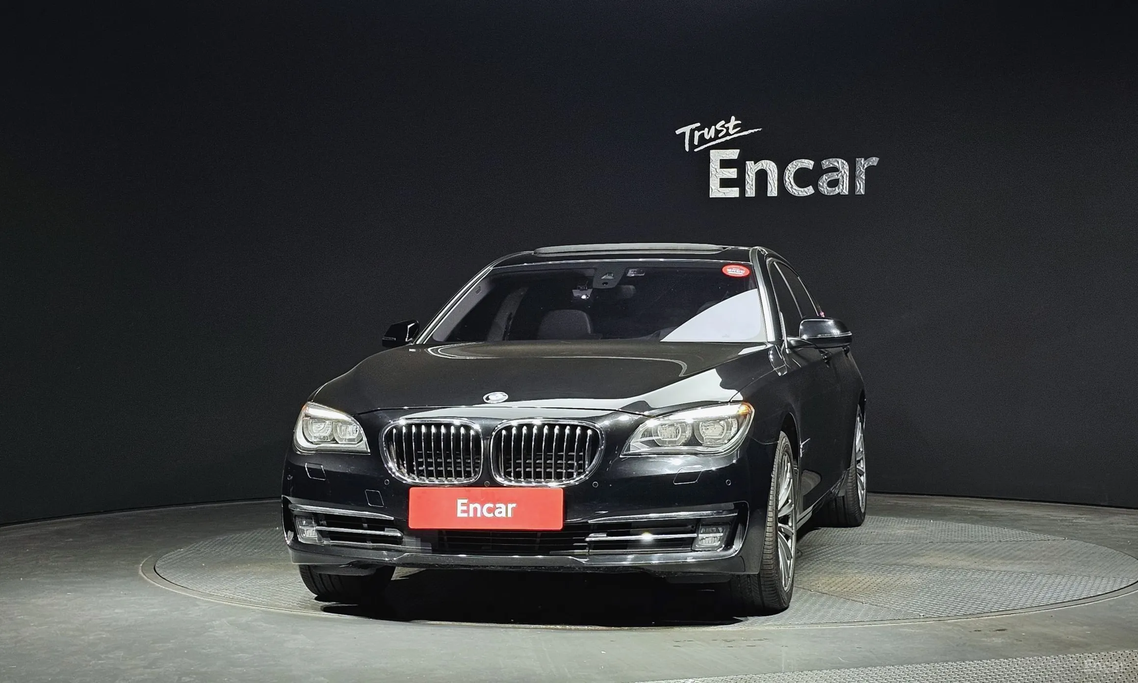BMW 7 Series (F01) превью 2