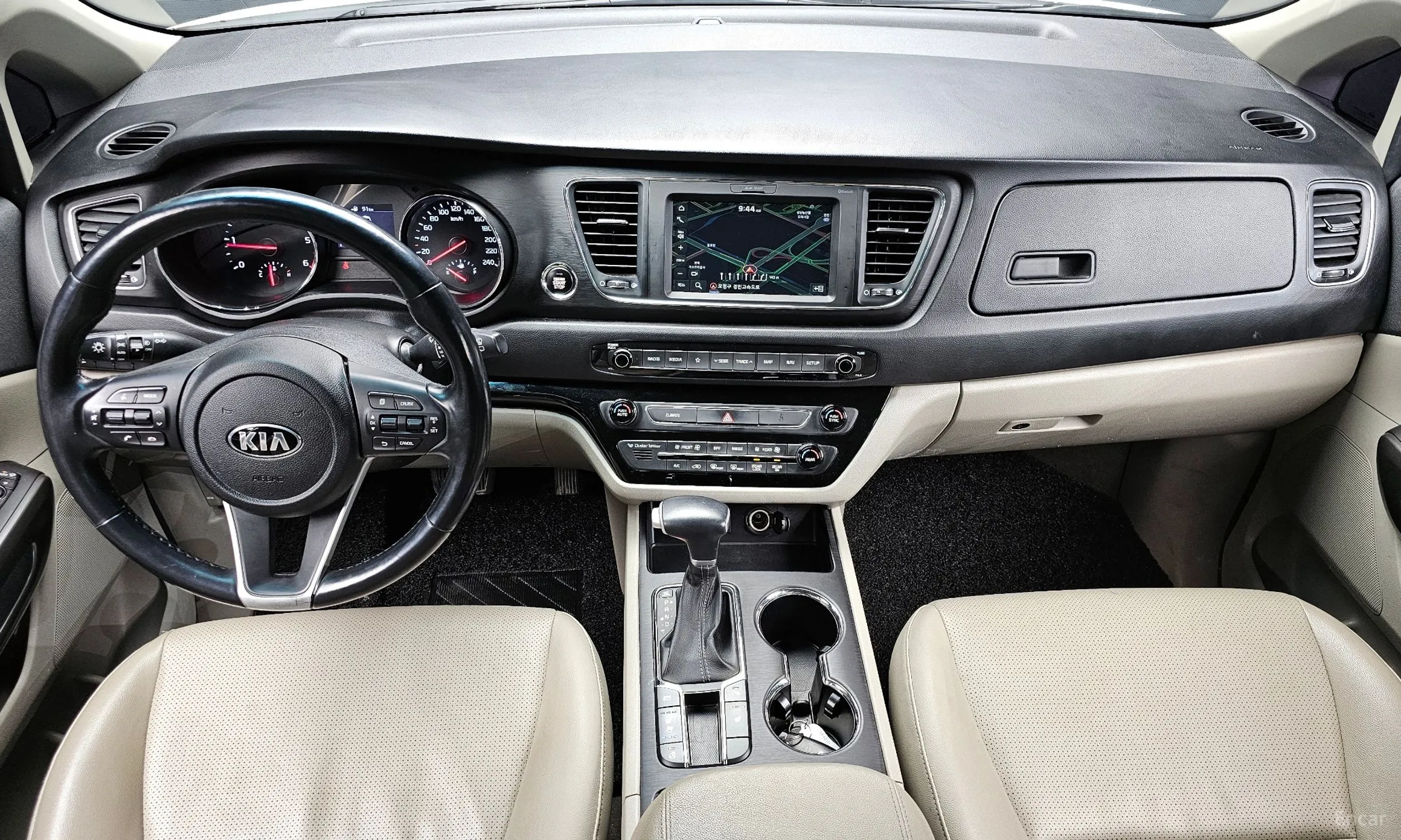 Kia Carnival превью 4