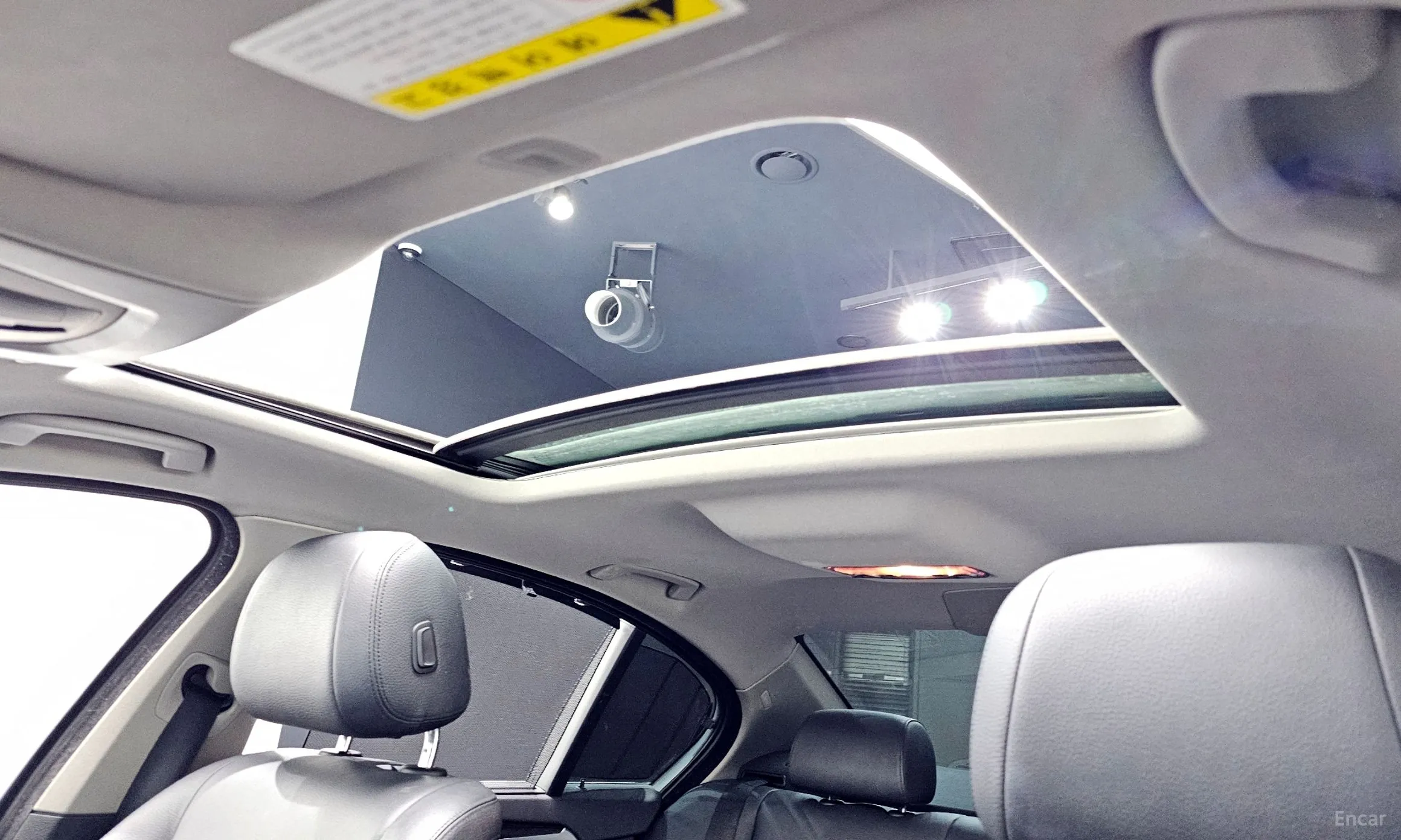 BMW 5 Series (F10) превью 18