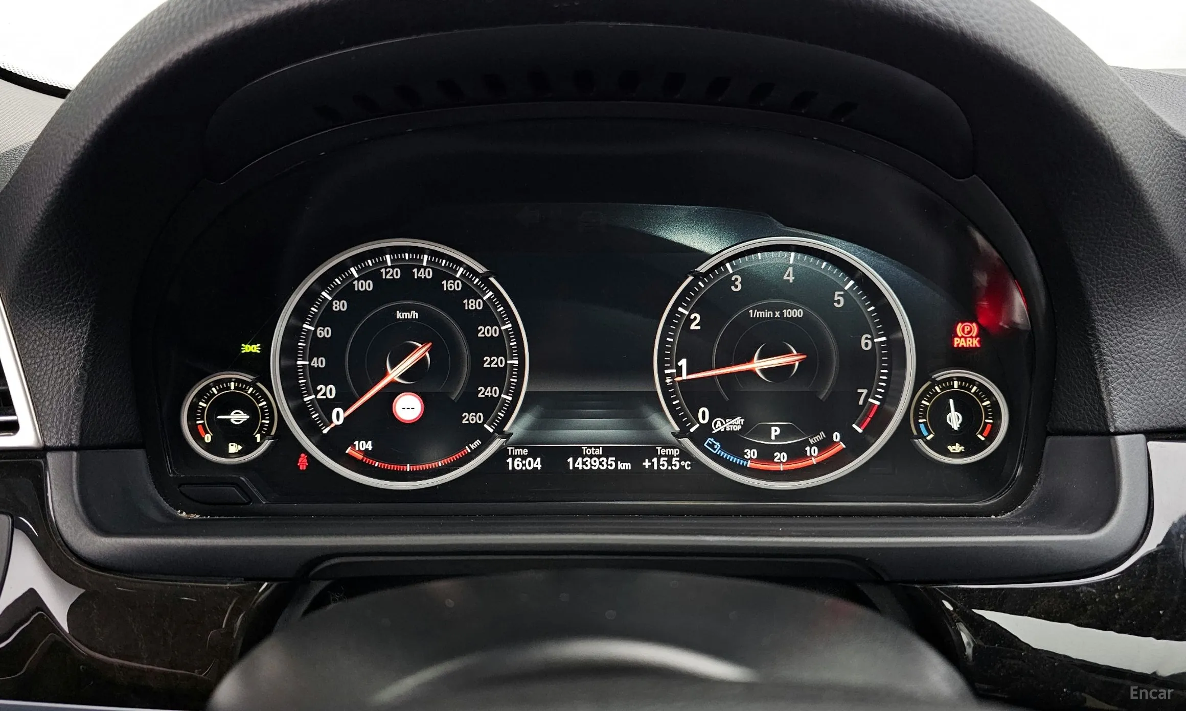 BMW 5 Series (F10) превью 8