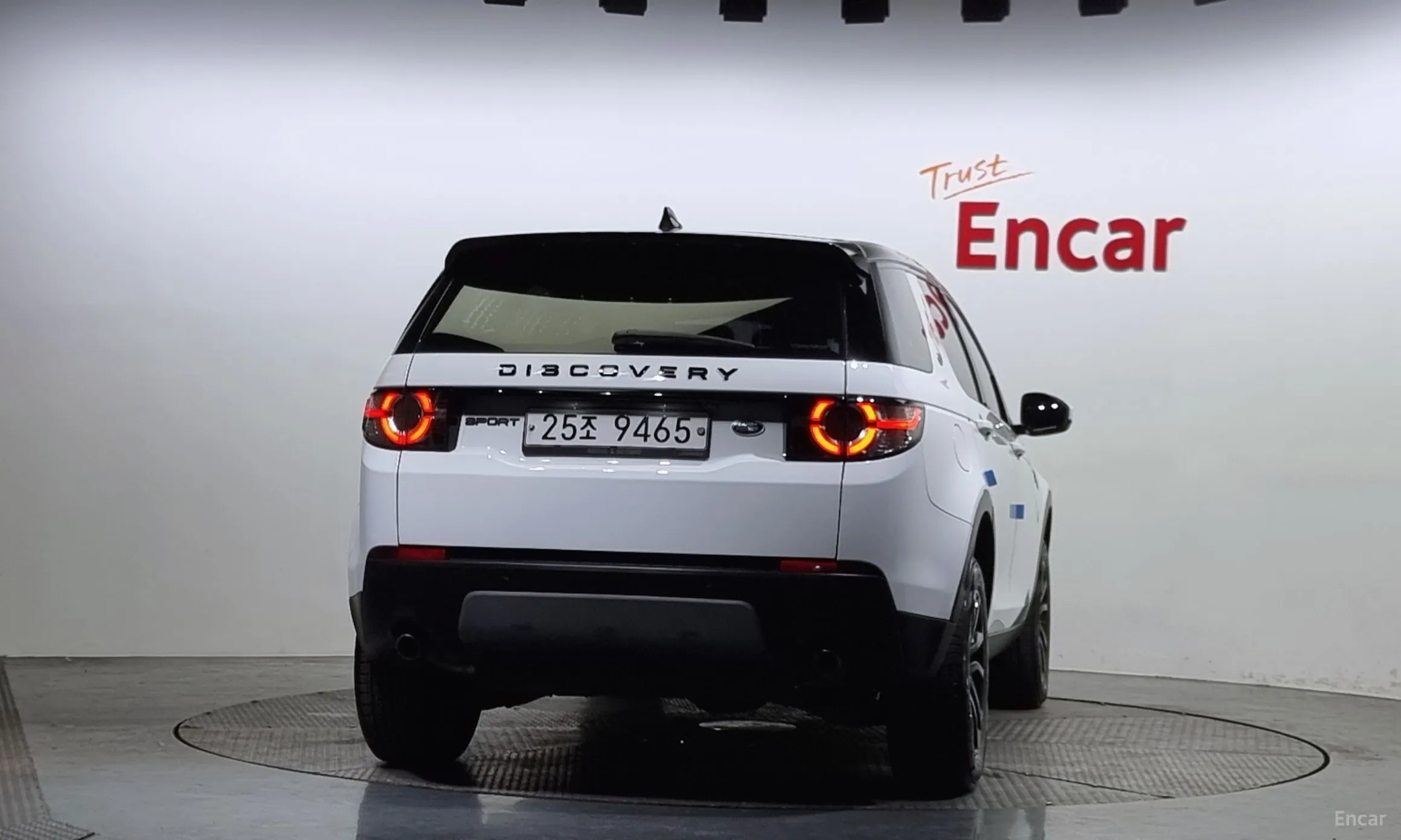 Land Rover Discovery Sports превью 3