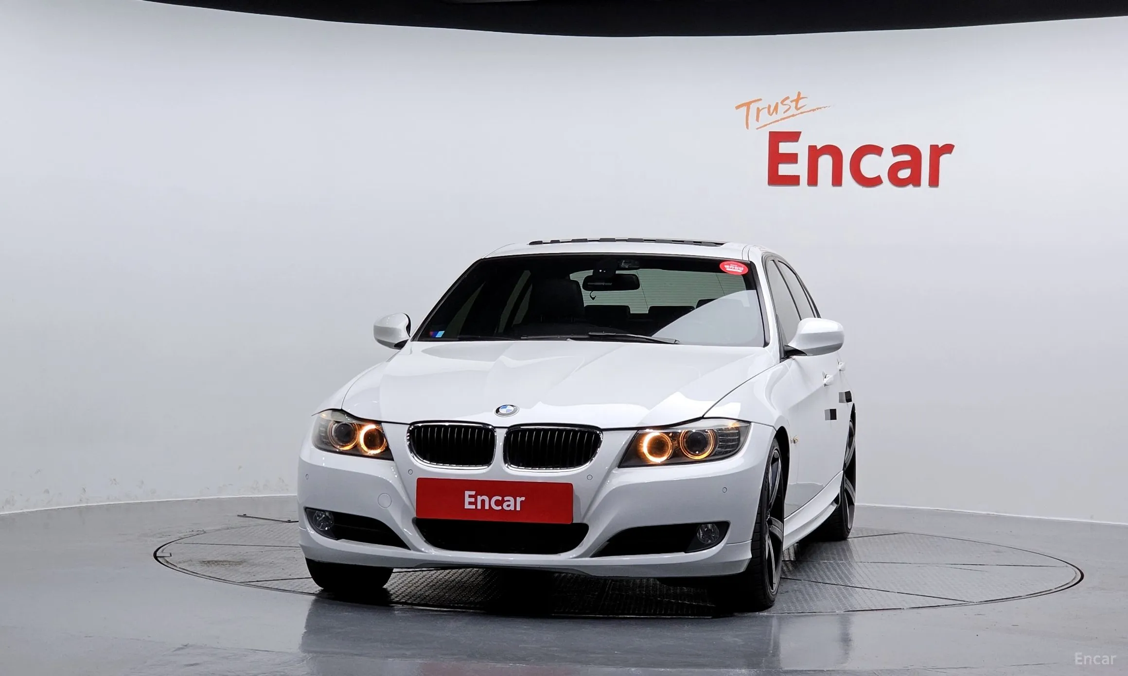 BMW 3 Series (E90) превью 2