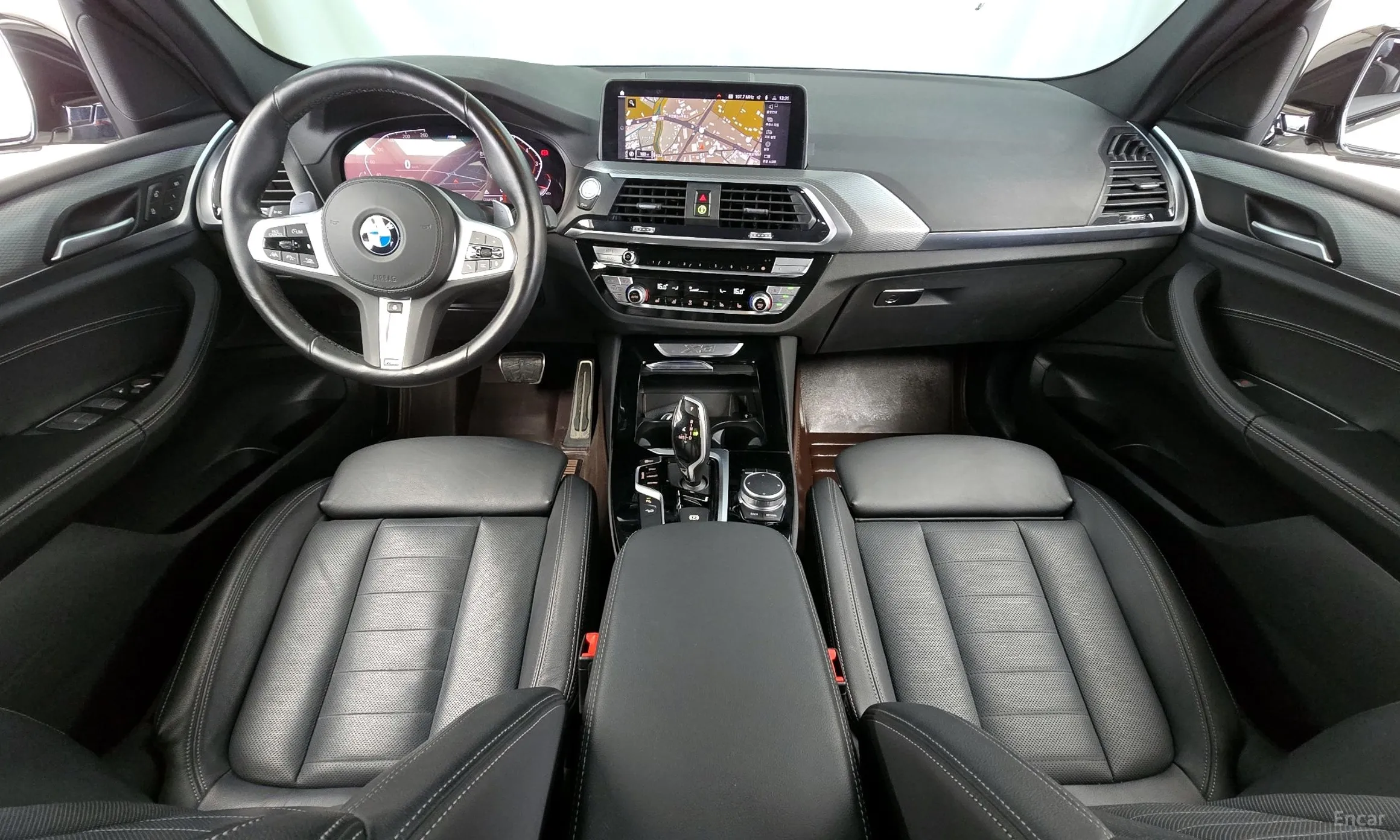 BMW X3 (G01) превью 4