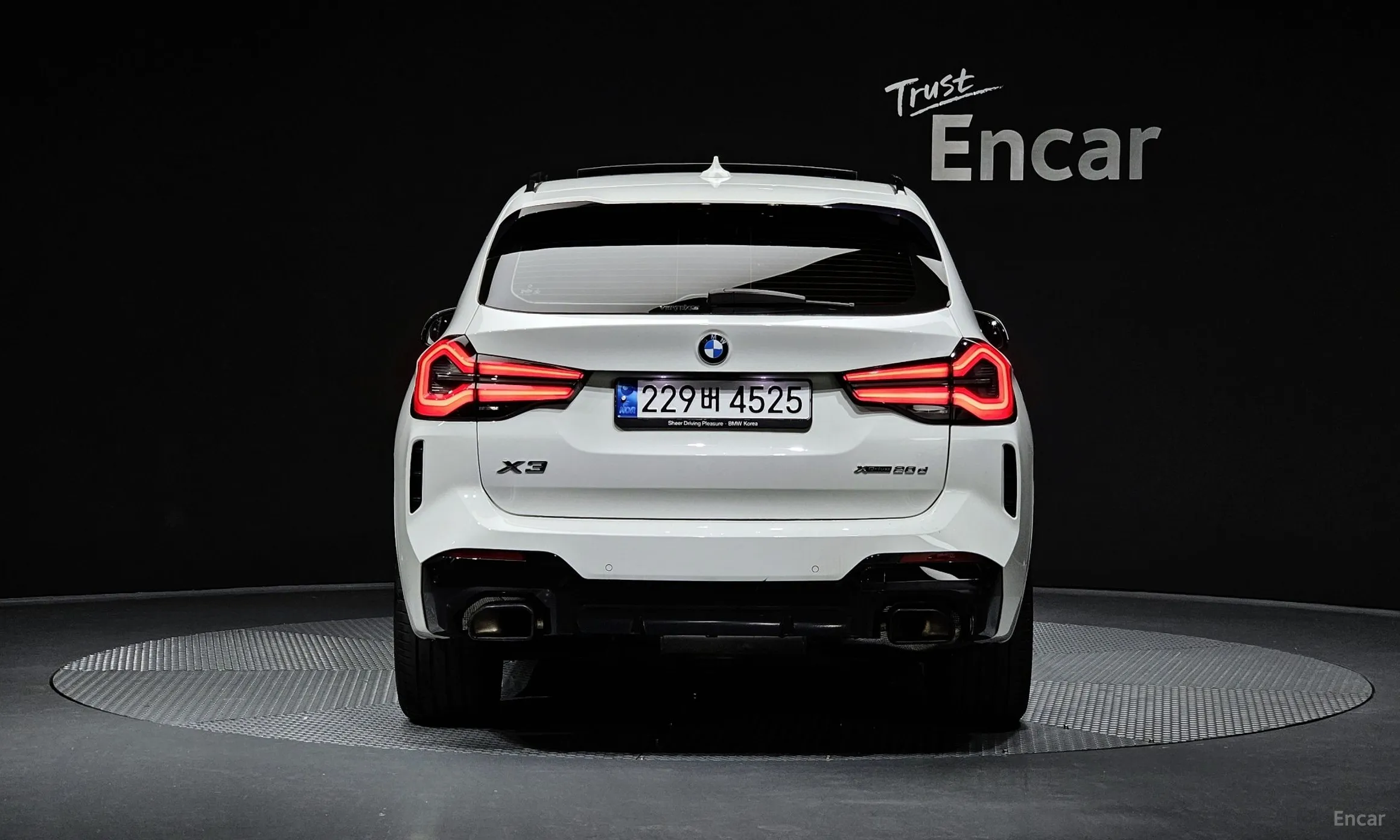 BMW X3 (G01) превью 3